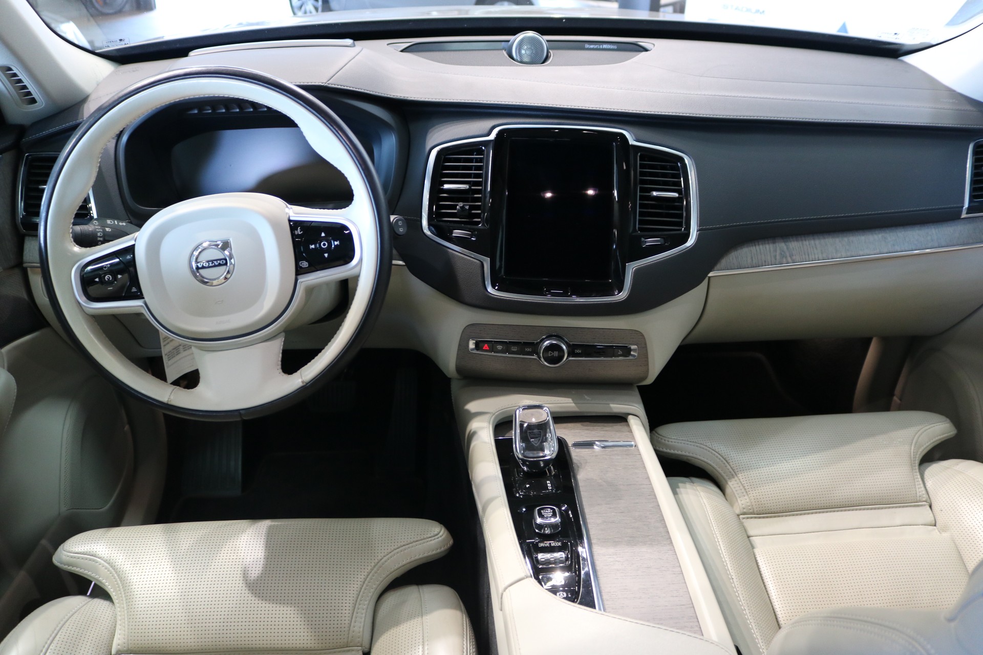 VOLVO XC90 T8 eAWD Inscription Geartronic-showroom-element-1