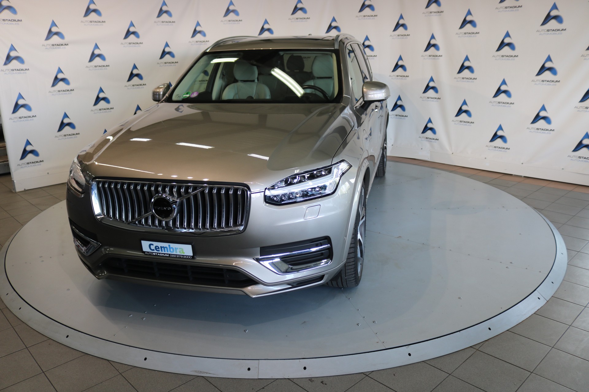 VOLVO XC90 T8 eAWD Inscription Geartronic-image-21