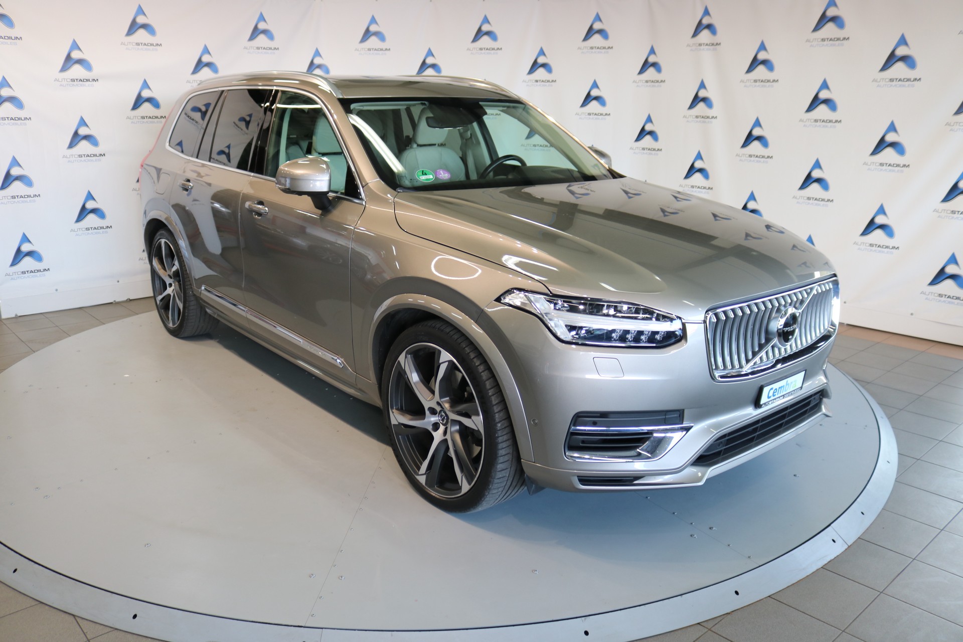 VOLVO XC90 T8 eAWD Inscription Geartronic-image-16