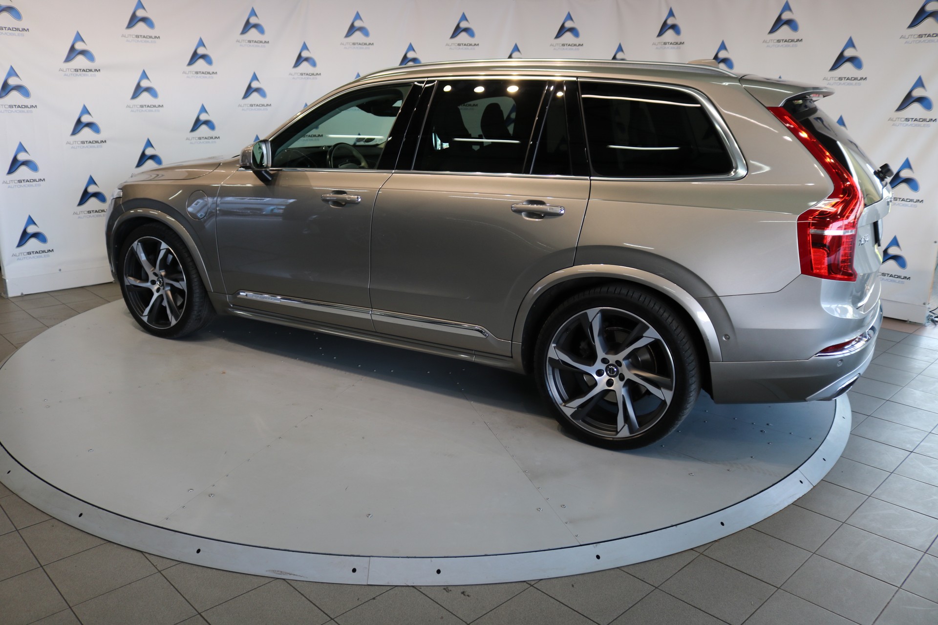 VOLVO XC90 T8 eAWD Inscription Geartronic-image-27