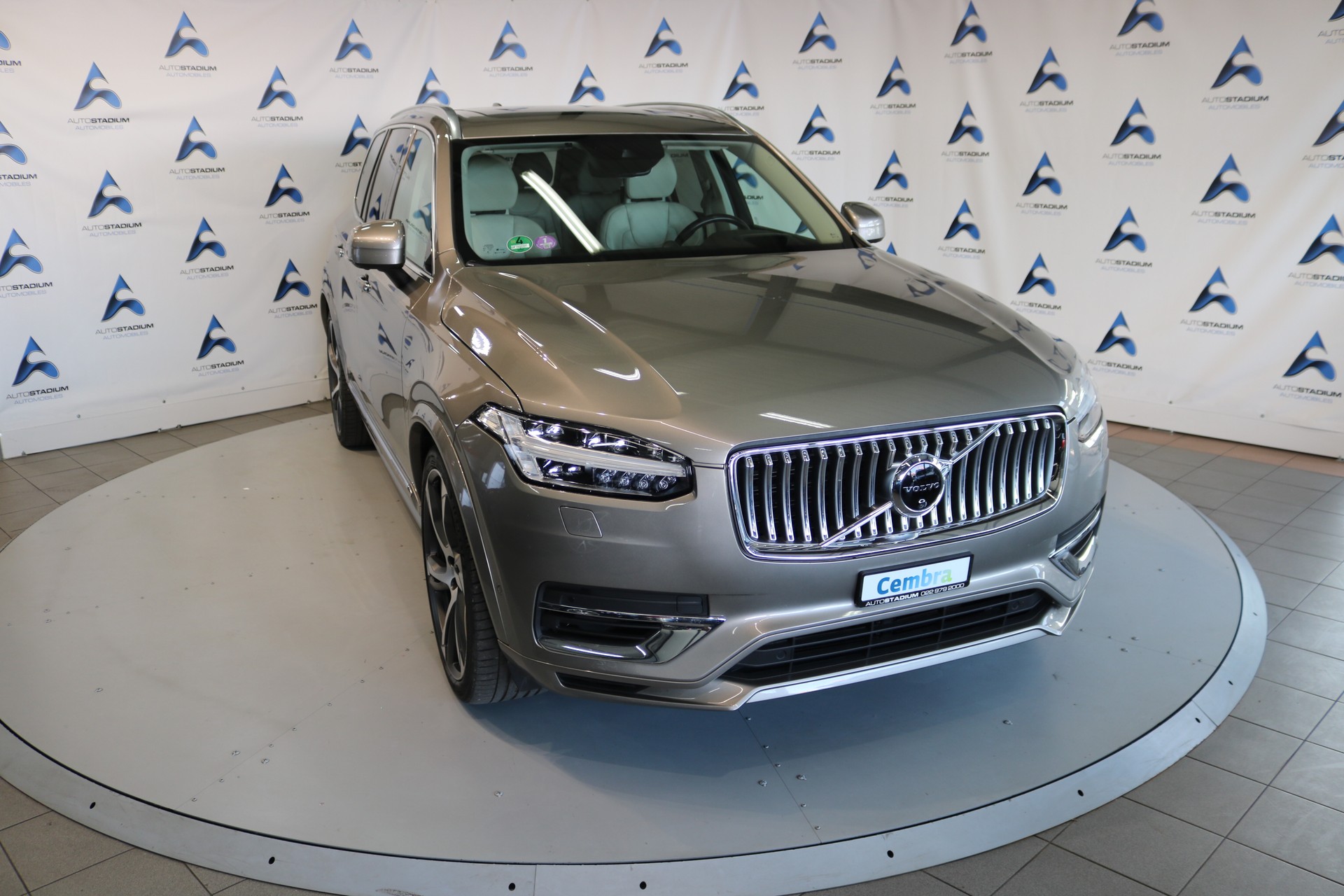 VOLVO XC90 T8 eAWD Inscription Geartronic-image-18
