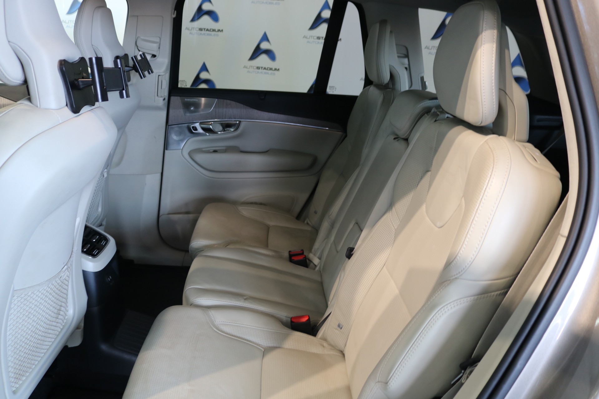 VOLVO XC90 T8 eAWD Inscription Geartronic-image-4