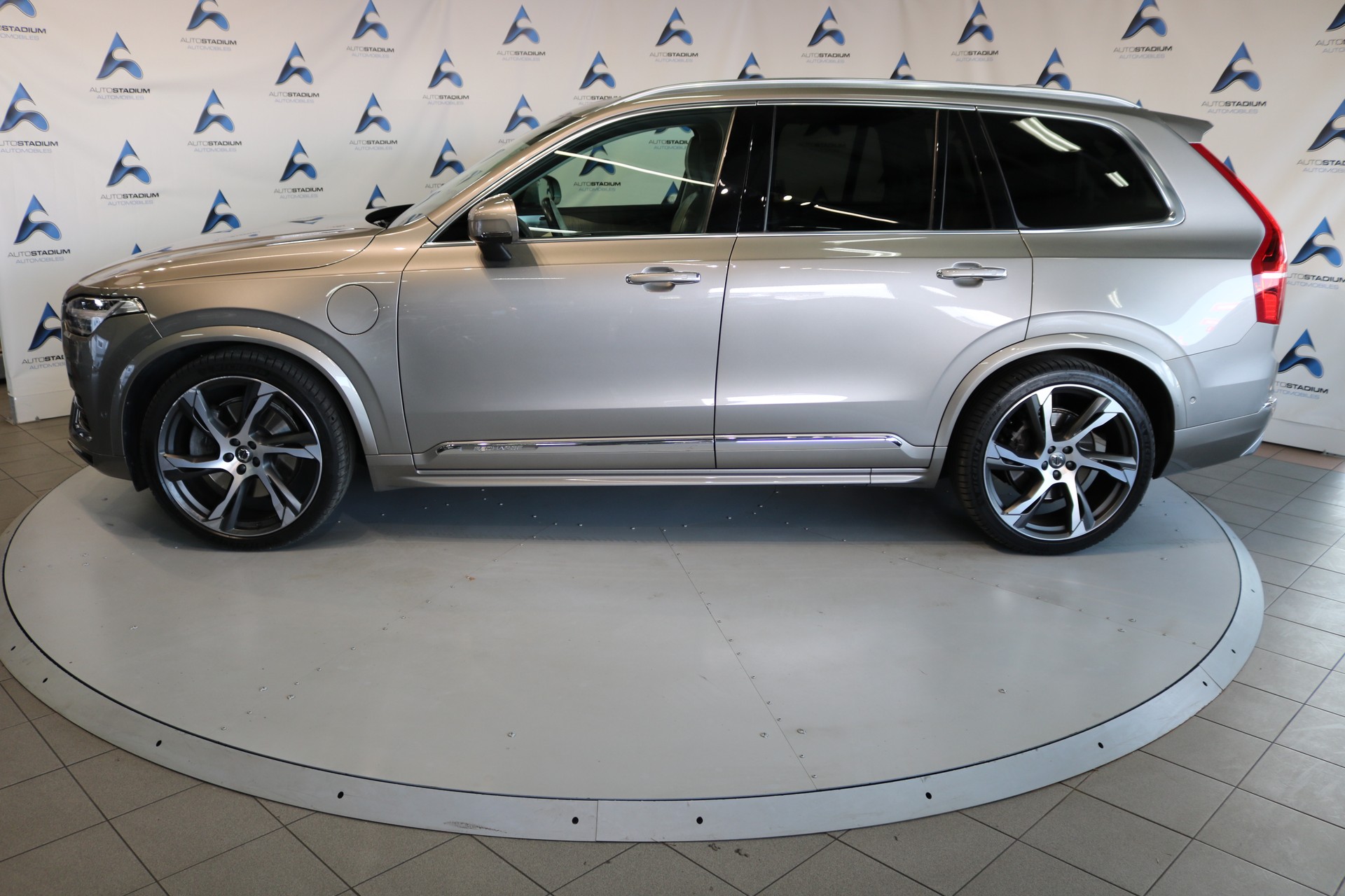 VOLVO XC90 T8 eAWD Inscription Geartronic-image-26