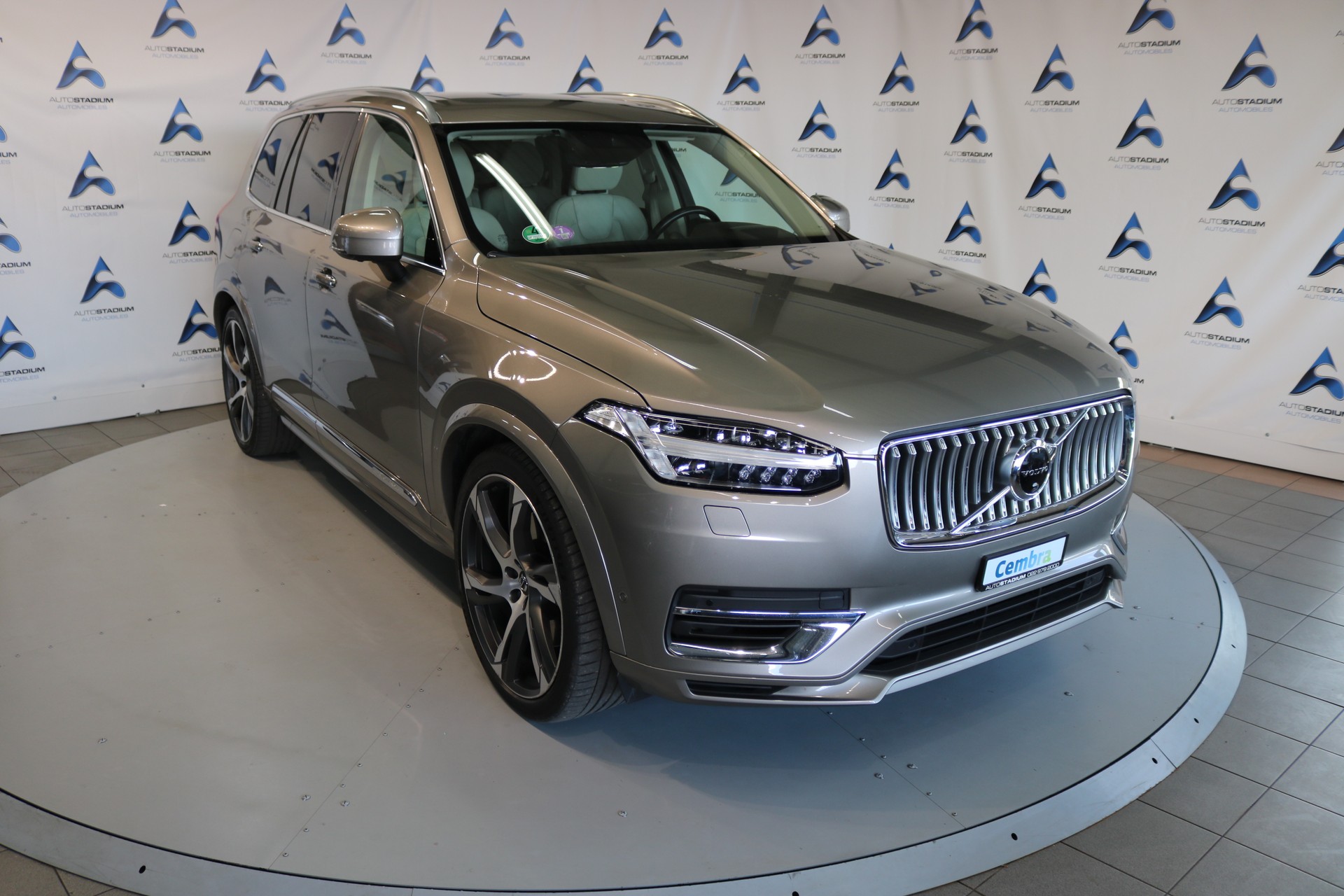 VOLVO XC90 T8 eAWD Inscription Geartronic-image-17