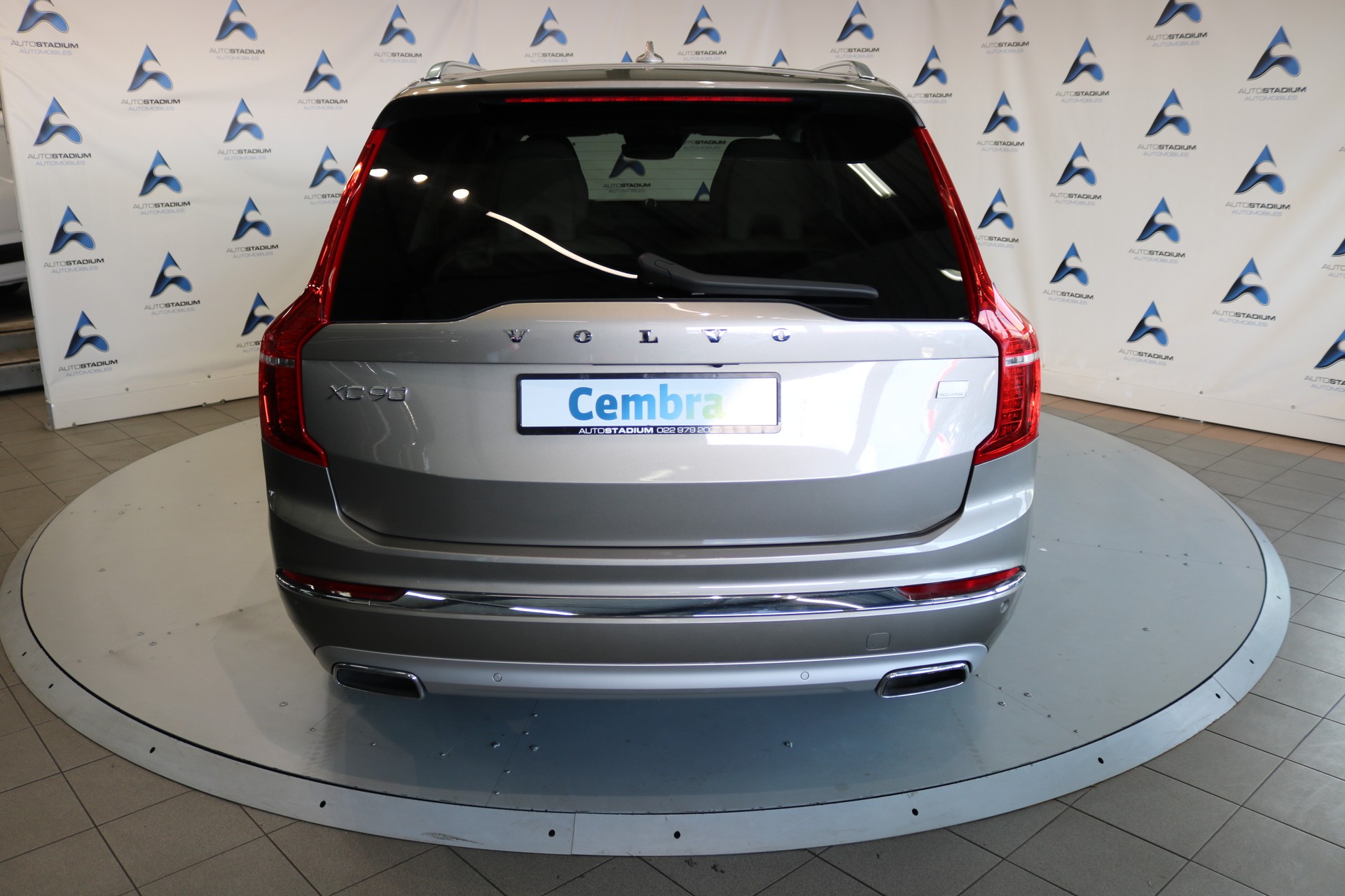 VOLVO XC90 T8 eAWD Inscription Geartronic-image-31