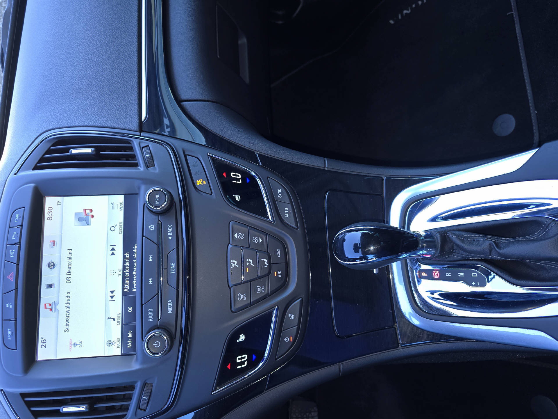 OPEL Insignia 2.0 T Edition-image-10