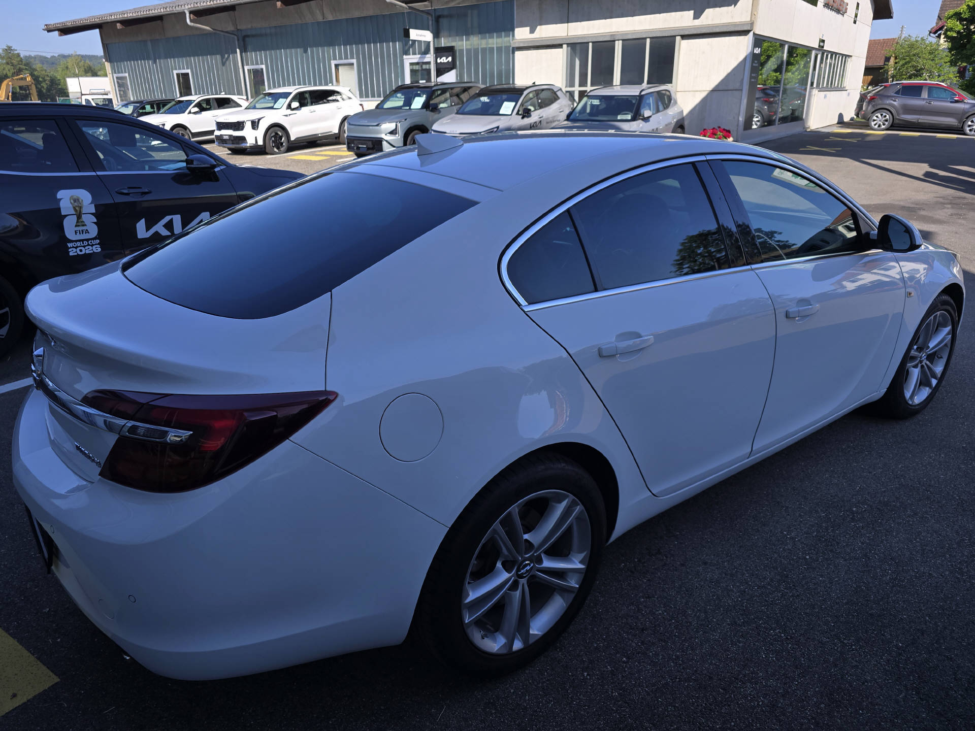 OPEL Insignia 2.0 T Edition-image-4