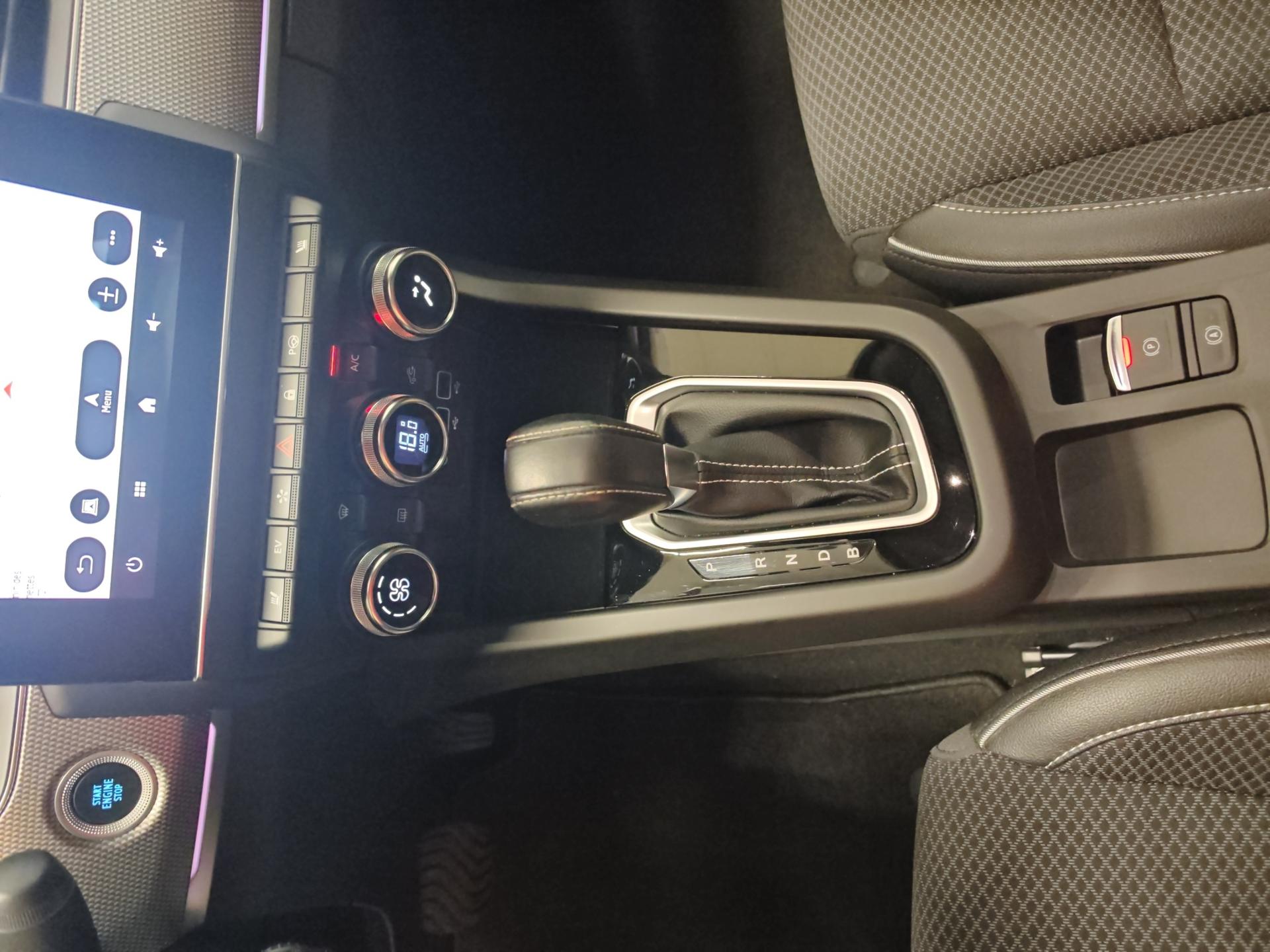 RENAULT Arkana 1.6 E-Tech Techno-image-21