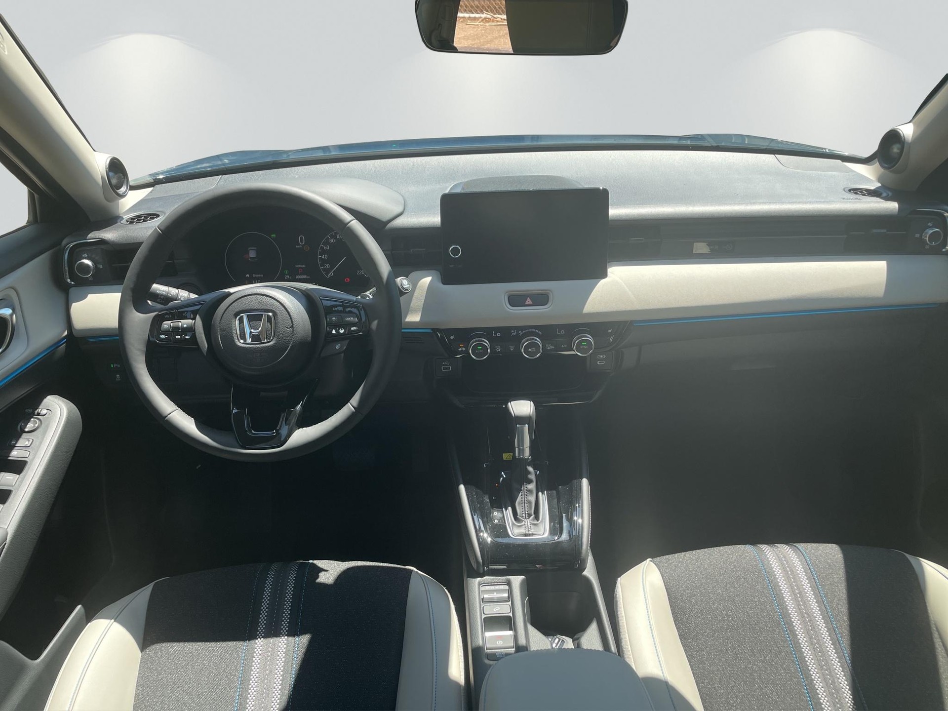 HONDA HR-V 1.5 i-MMD Advance Style-image-12