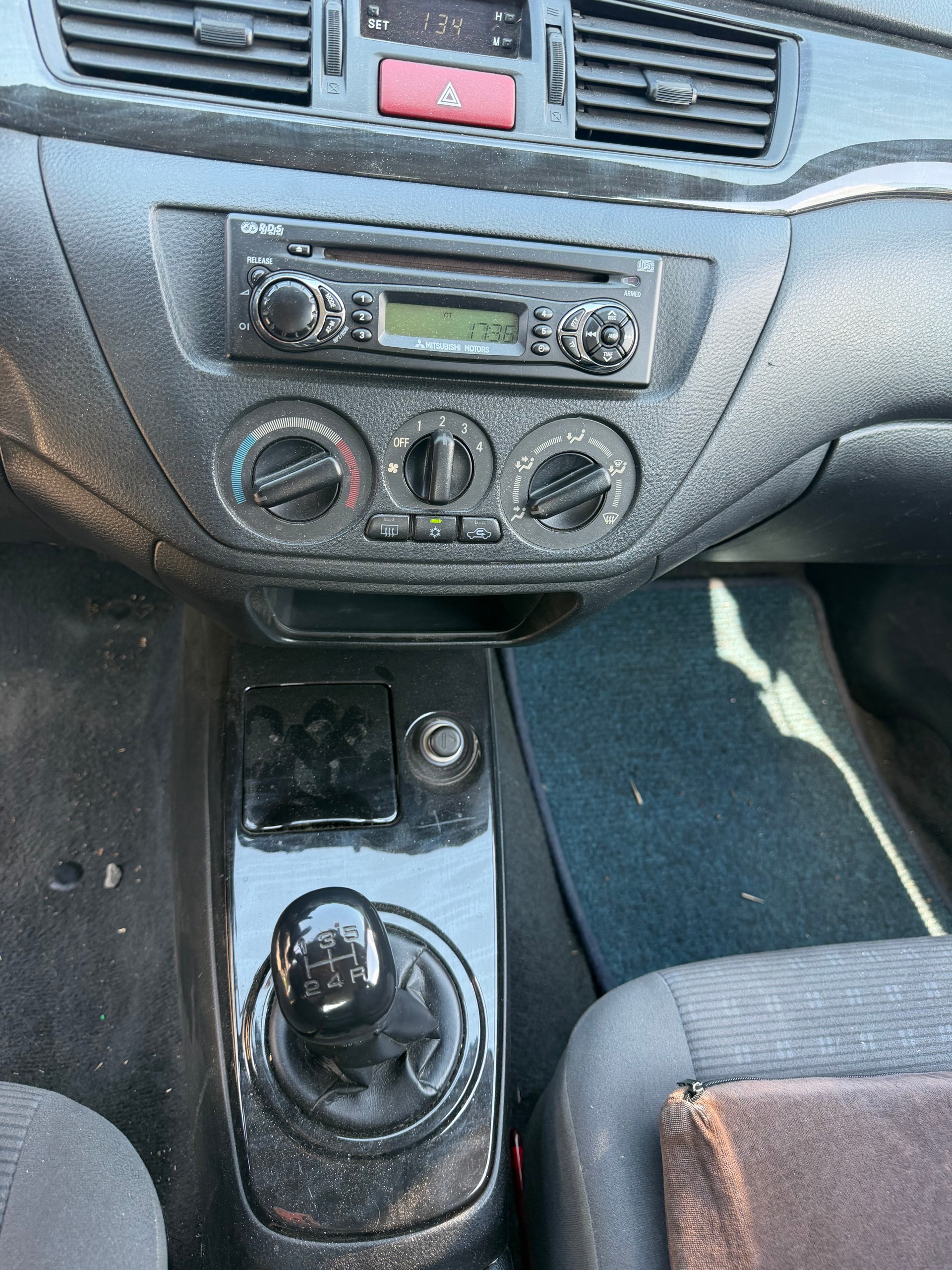 MITSUBISHI Lancer 1.6 Invite (Comfort) Wagon-image-6