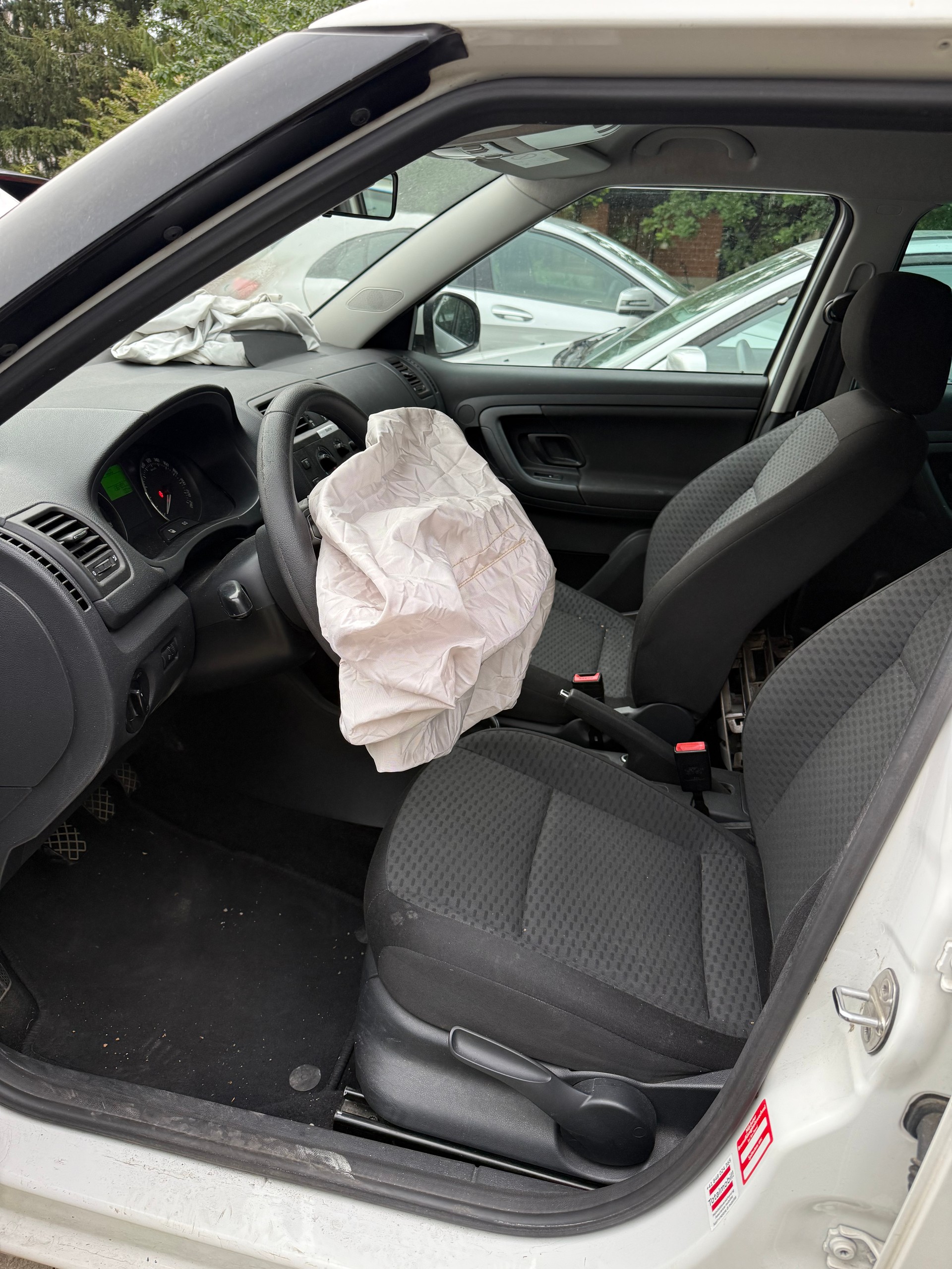 SKODA Fabia 1.2 Ambition-image-5