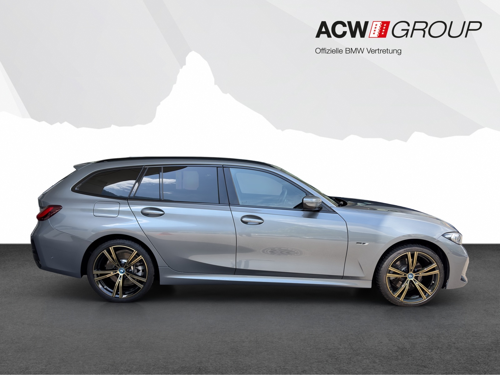 BMW 330e xDrive Touring-image-5