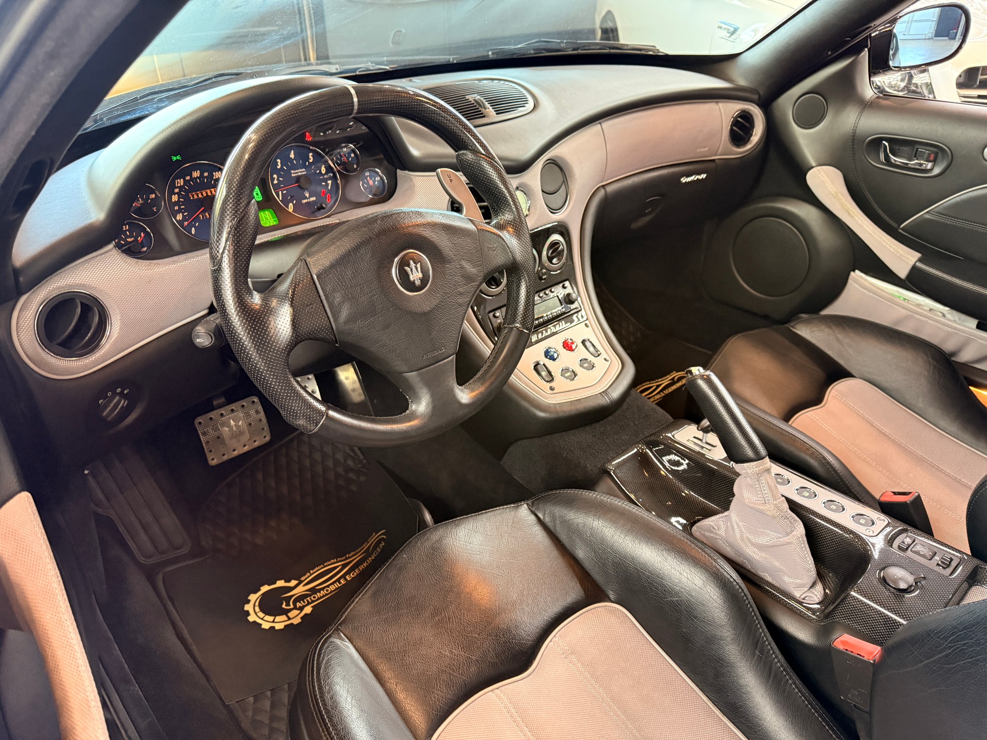 MASERATI Coupé GranSport-image-8