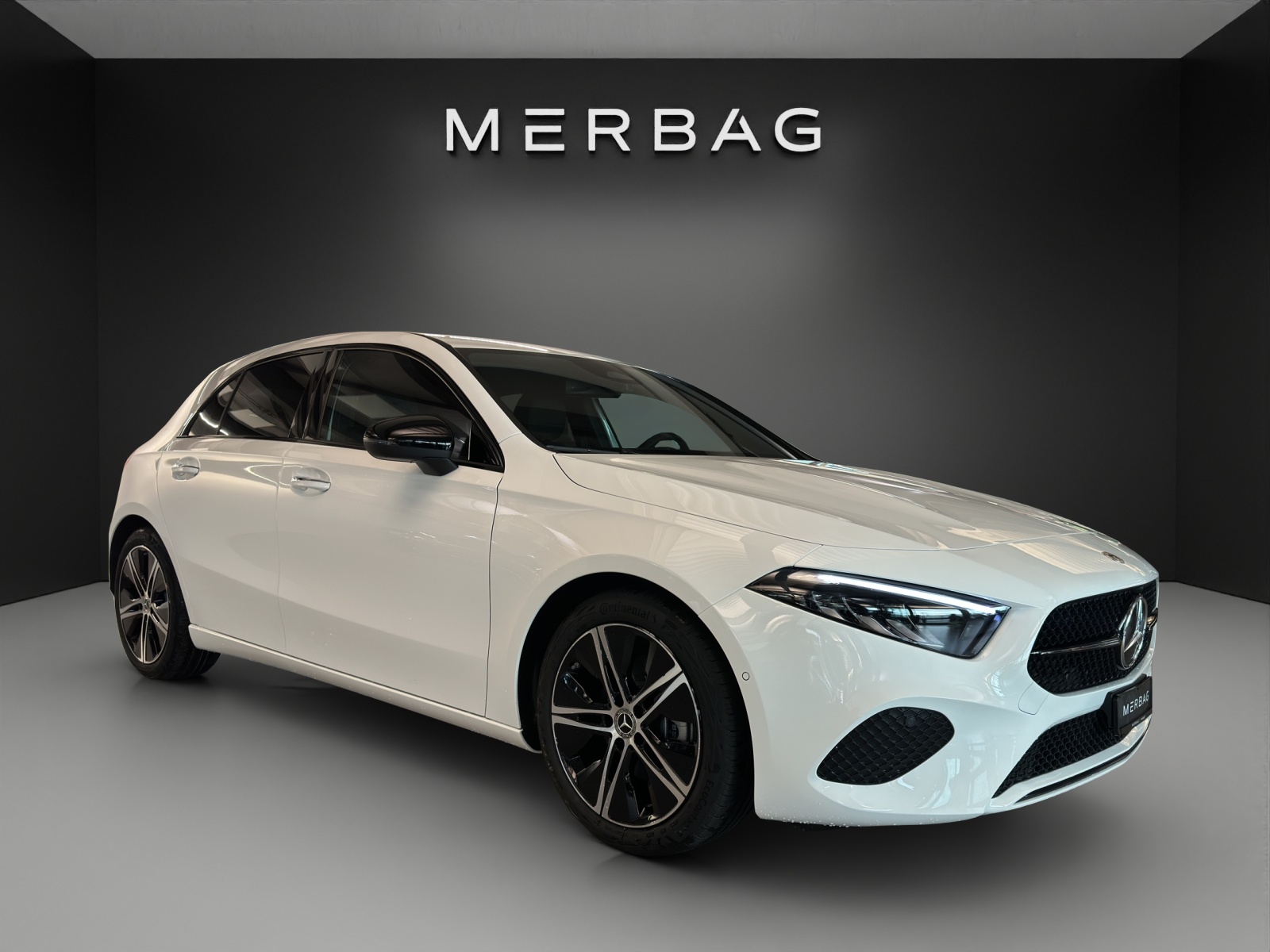 MERCEDES-BENZ A 200 Night Star 7G-DCT