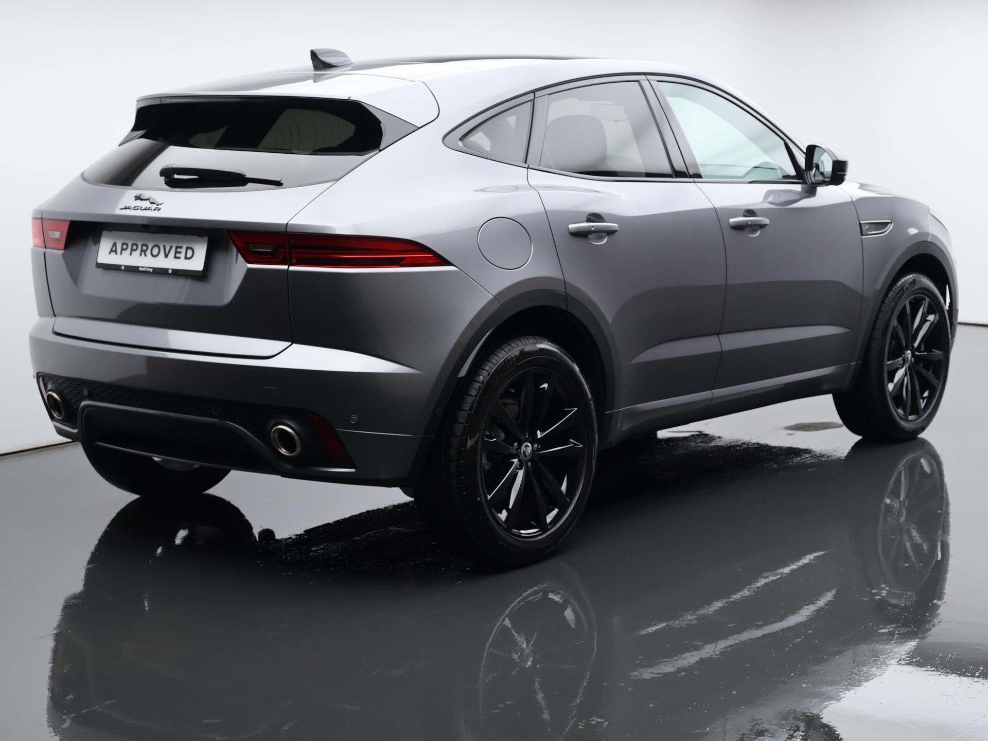 JAGUAR E-Pace 2.0 I4 250 R-Dynamic SE AWD-image-5