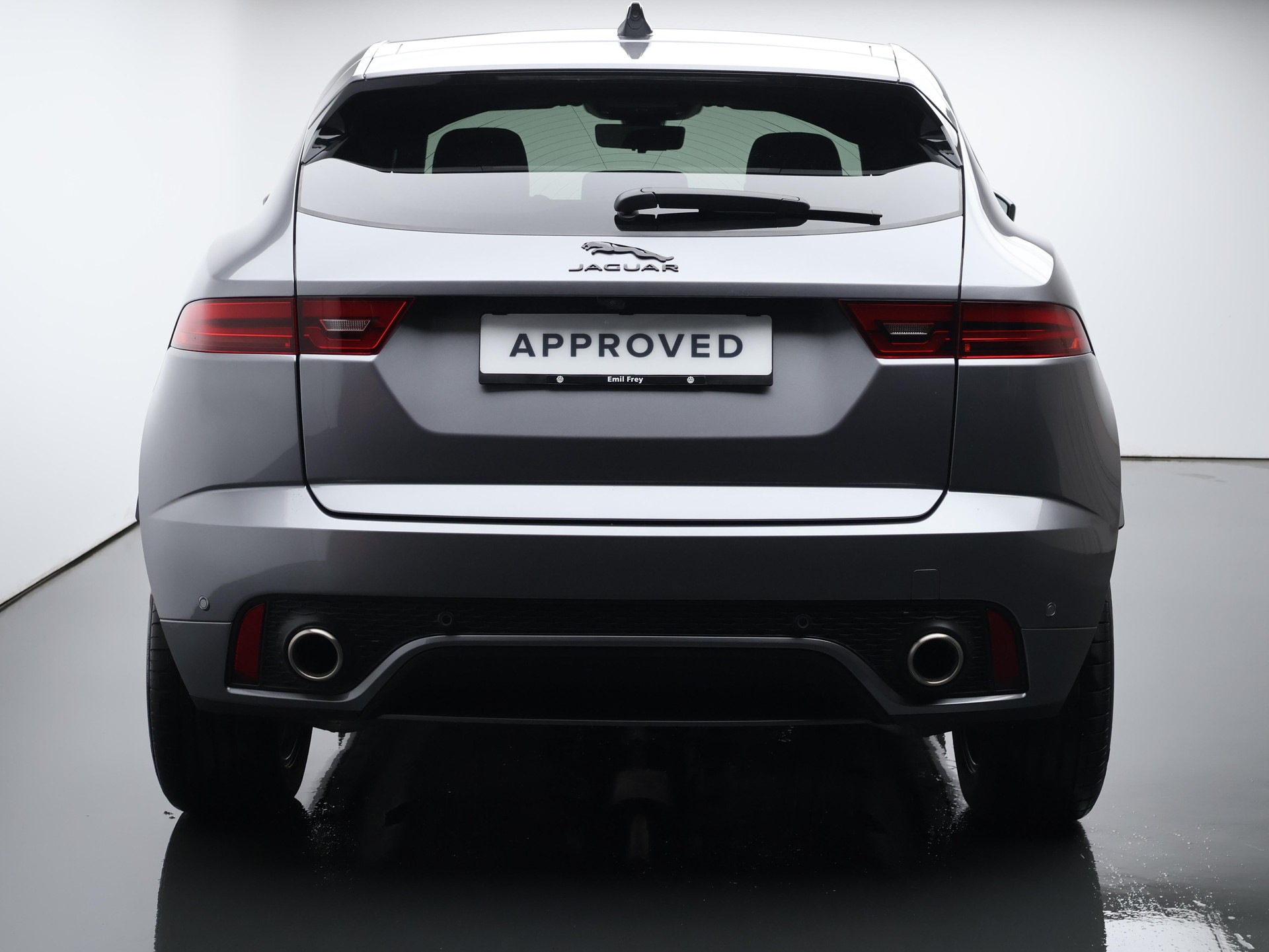 JAGUAR E-Pace 2.0 I4 250 R-Dynamic SE AWD-image-9