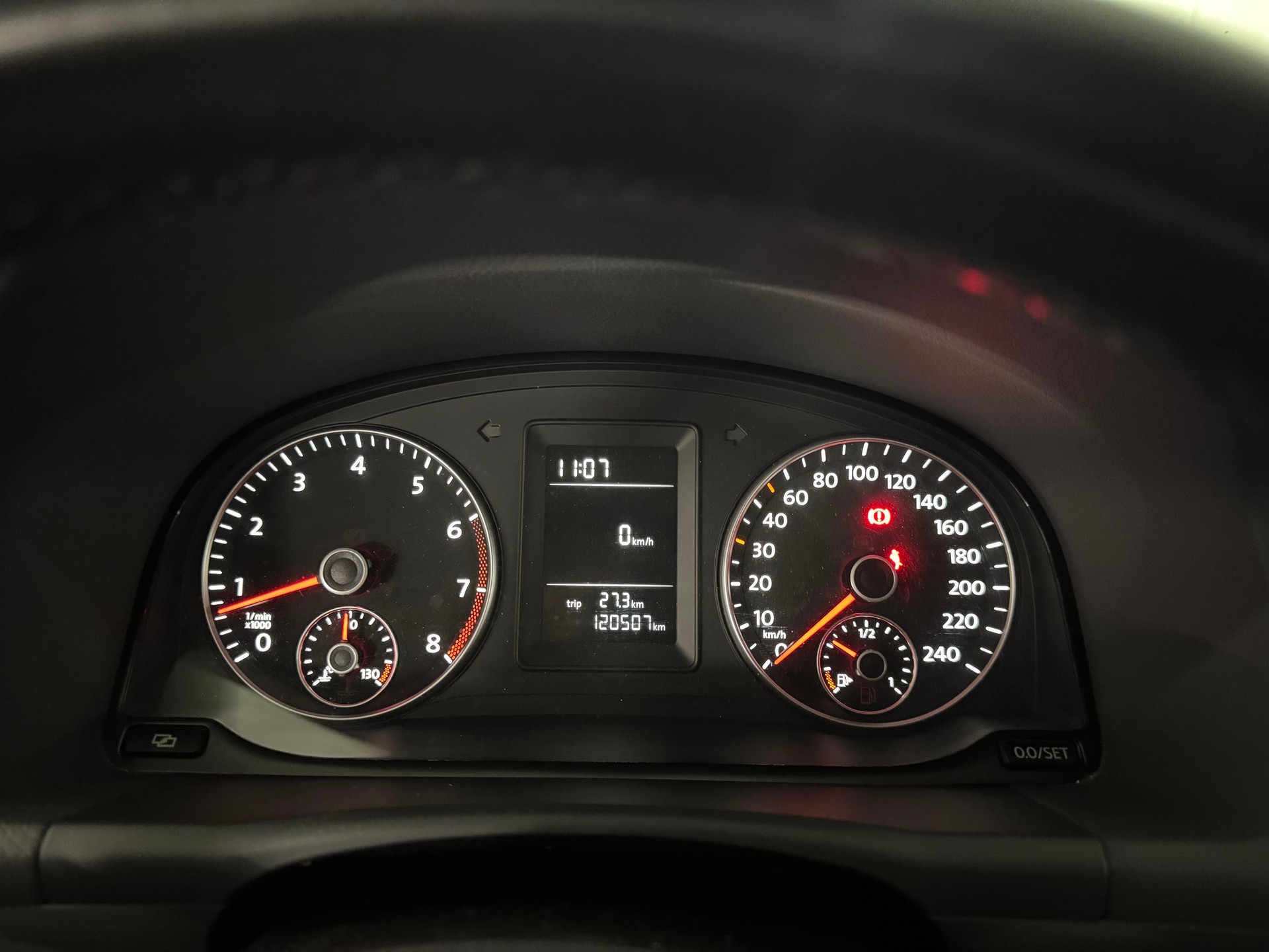 VW Touran 1.4 TSI Comfortline 7-Platz-image-14