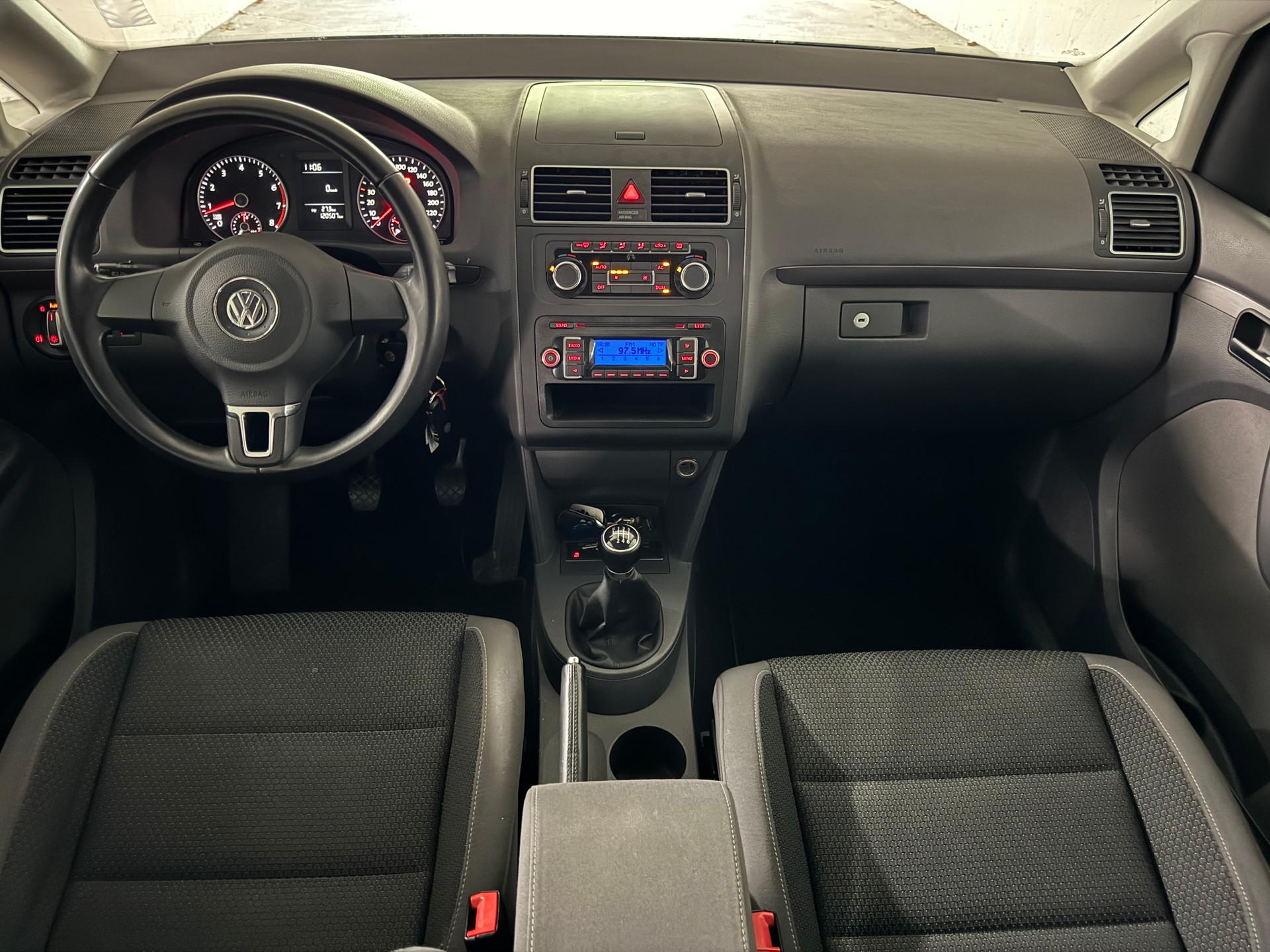 VW Touran 1.4 TSI Comfortline 7-Platz-image-10