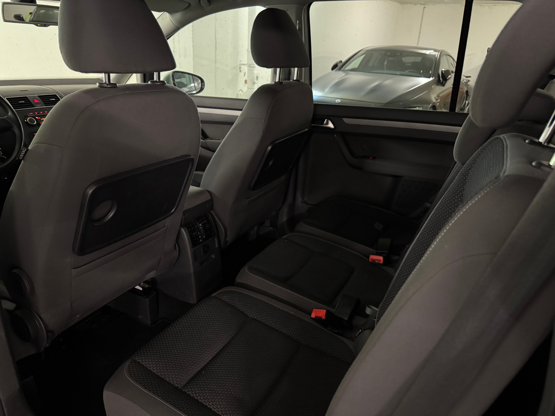 VW Touran 1.4 TSI Comfortline 7-Platz-image-11