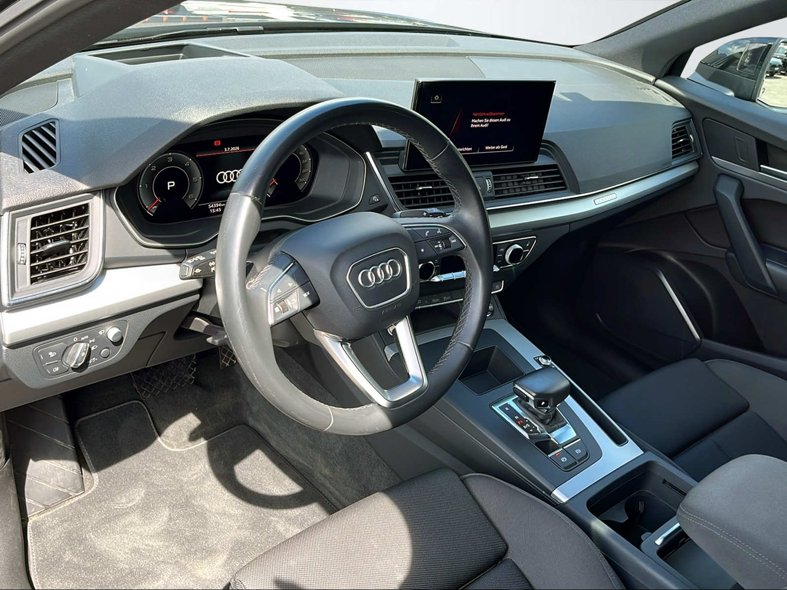 AUDI Q5 Sportback 2.0 40 TDI Black Edition quattro S-Tronic-image-10