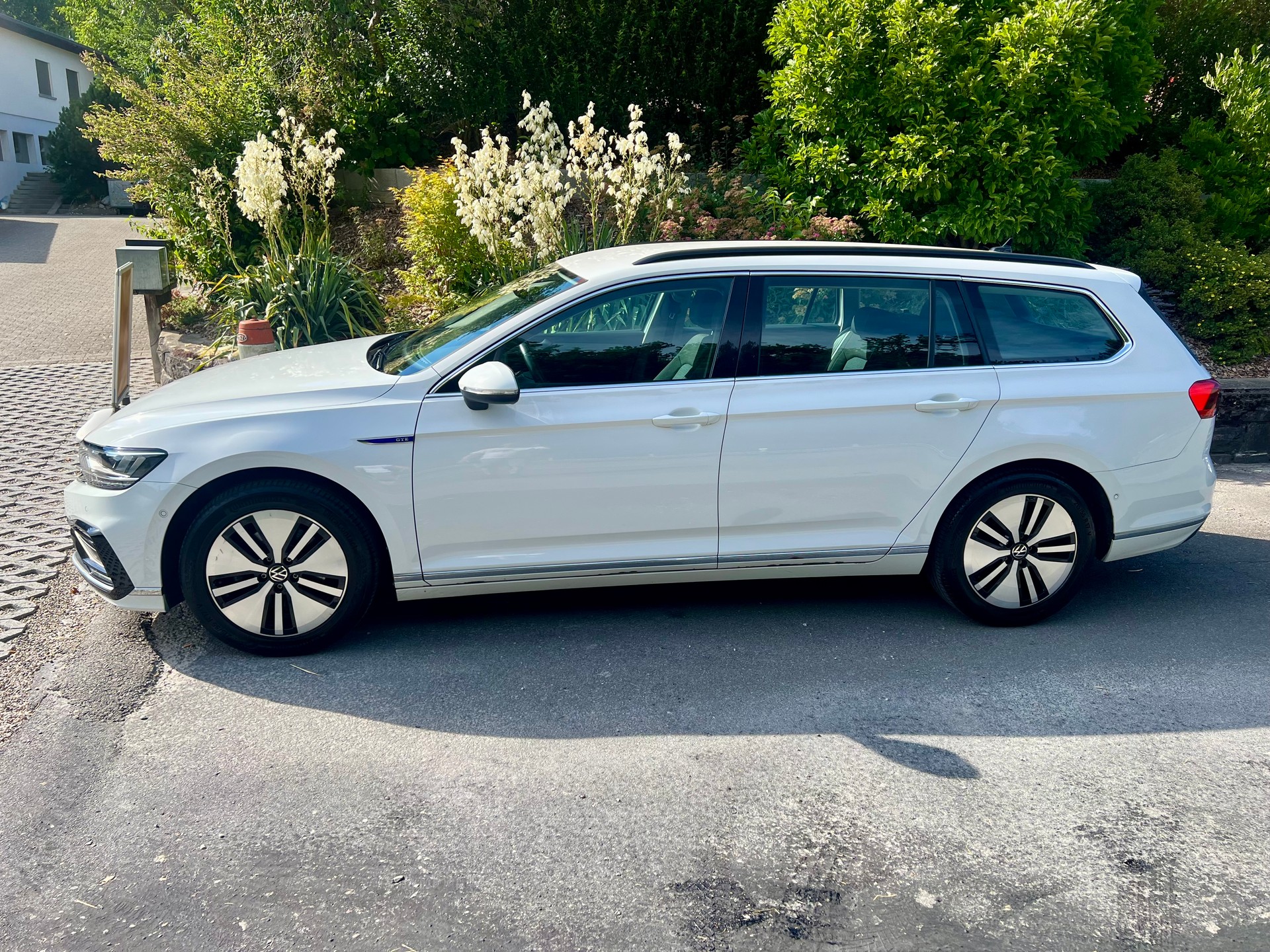 VW Passat Variant 1.4 TSI GTE Hybrid DSG-image-1