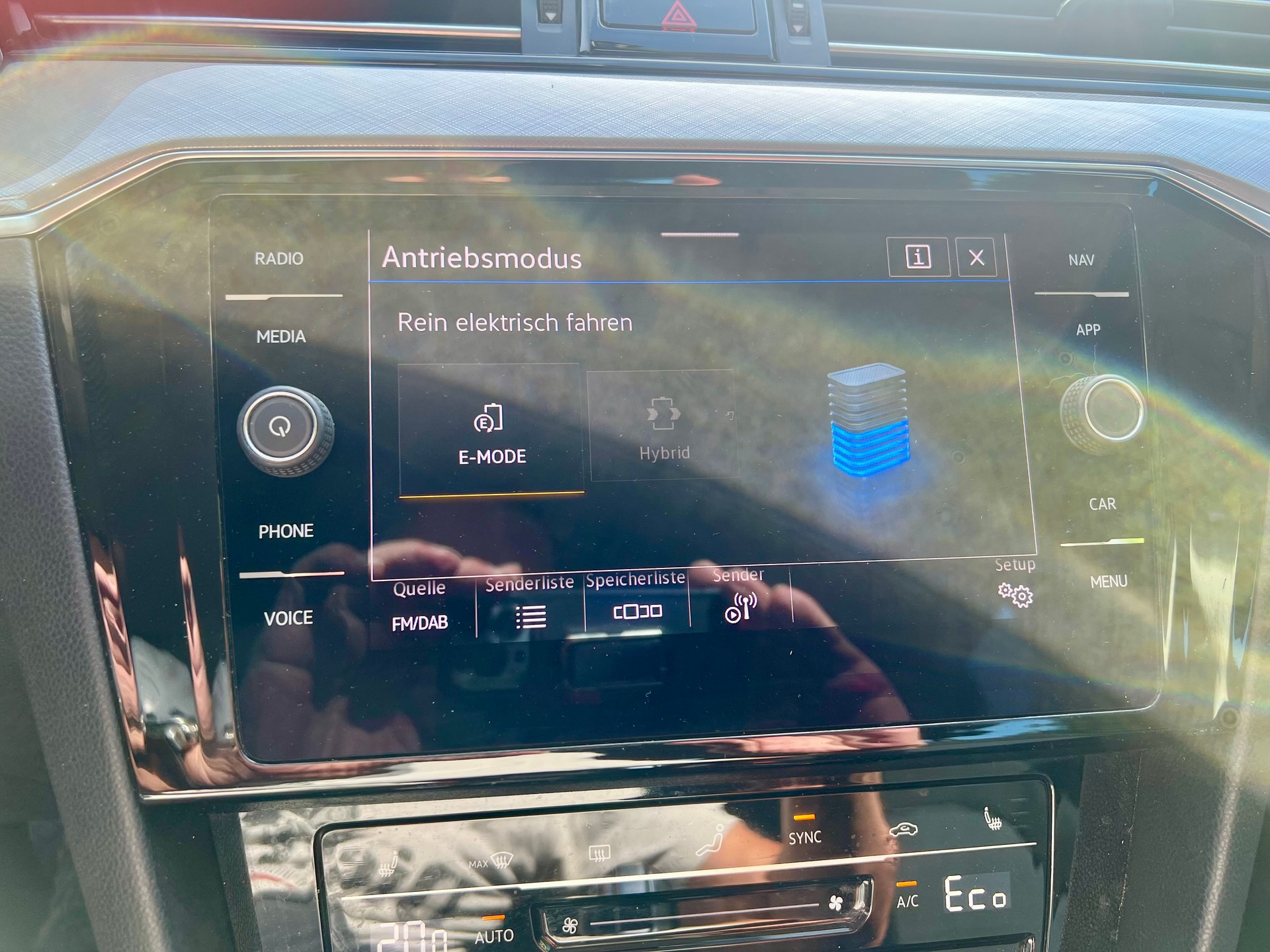 VW Passat Variant 1.4 TSI GTE Hybrid DSG-image-10