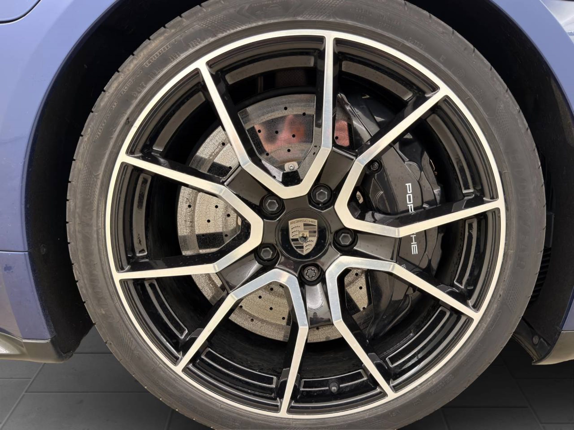 PORSCHE Taycan Turbo S Sport Turismo-image-11