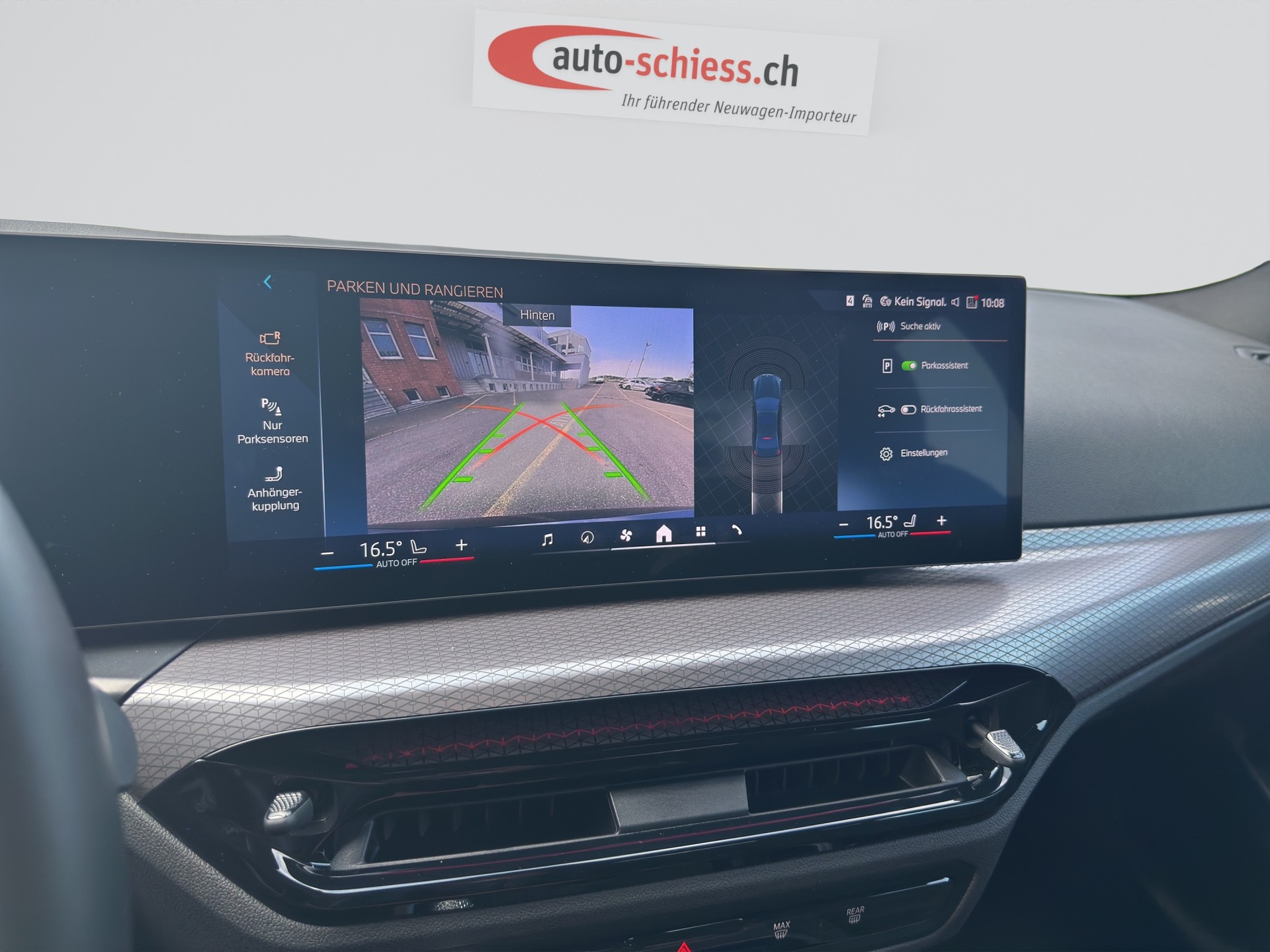 BMW 320i M Sport Pro xDrive Steptronic-image-14