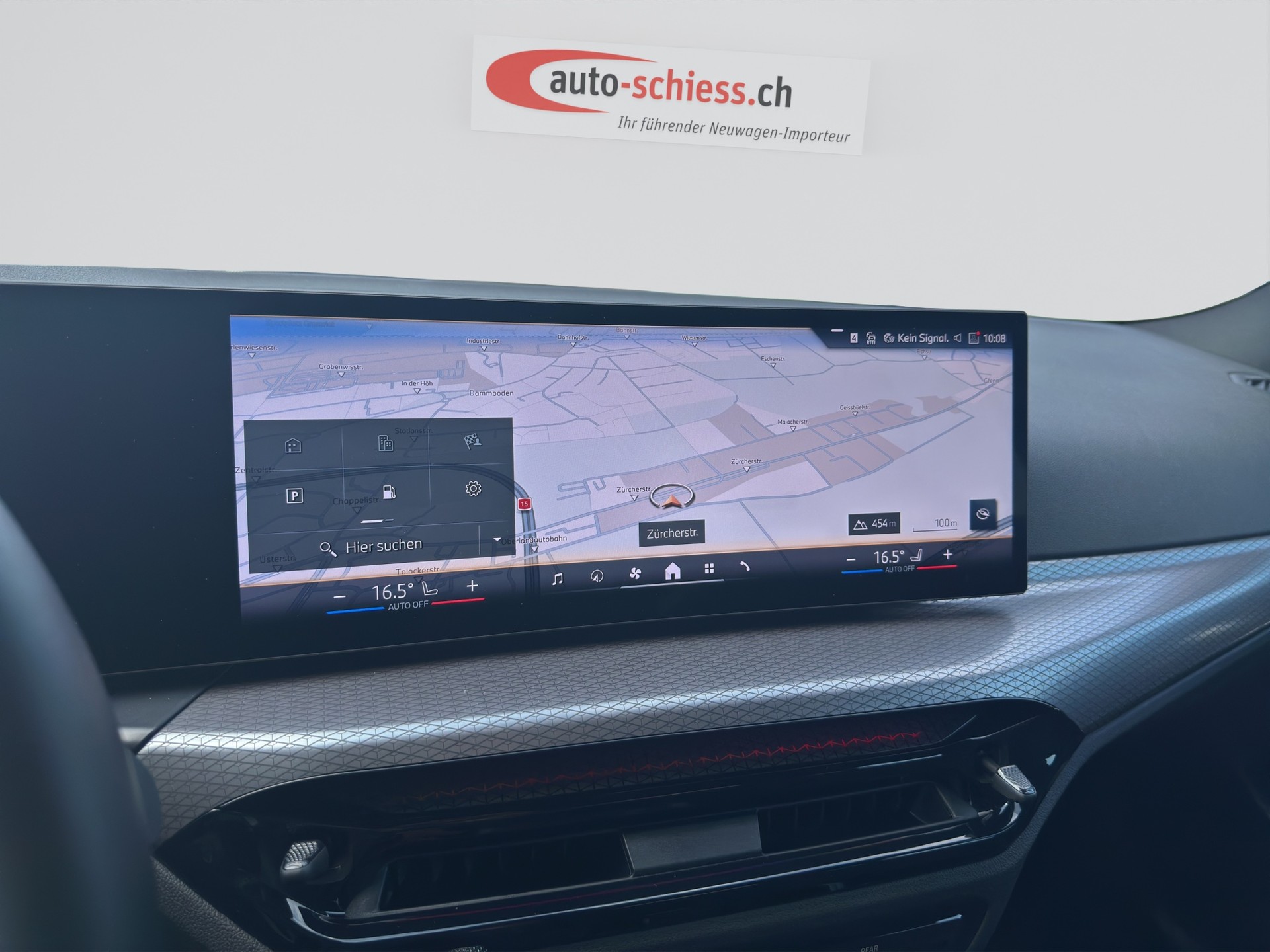 BMW 320i M Sport Pro xDrive Steptronic-image-13
