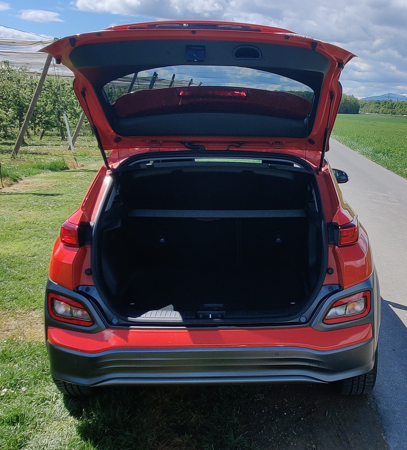 HYUNDAI 64 kWh Electric Vertex-image-7