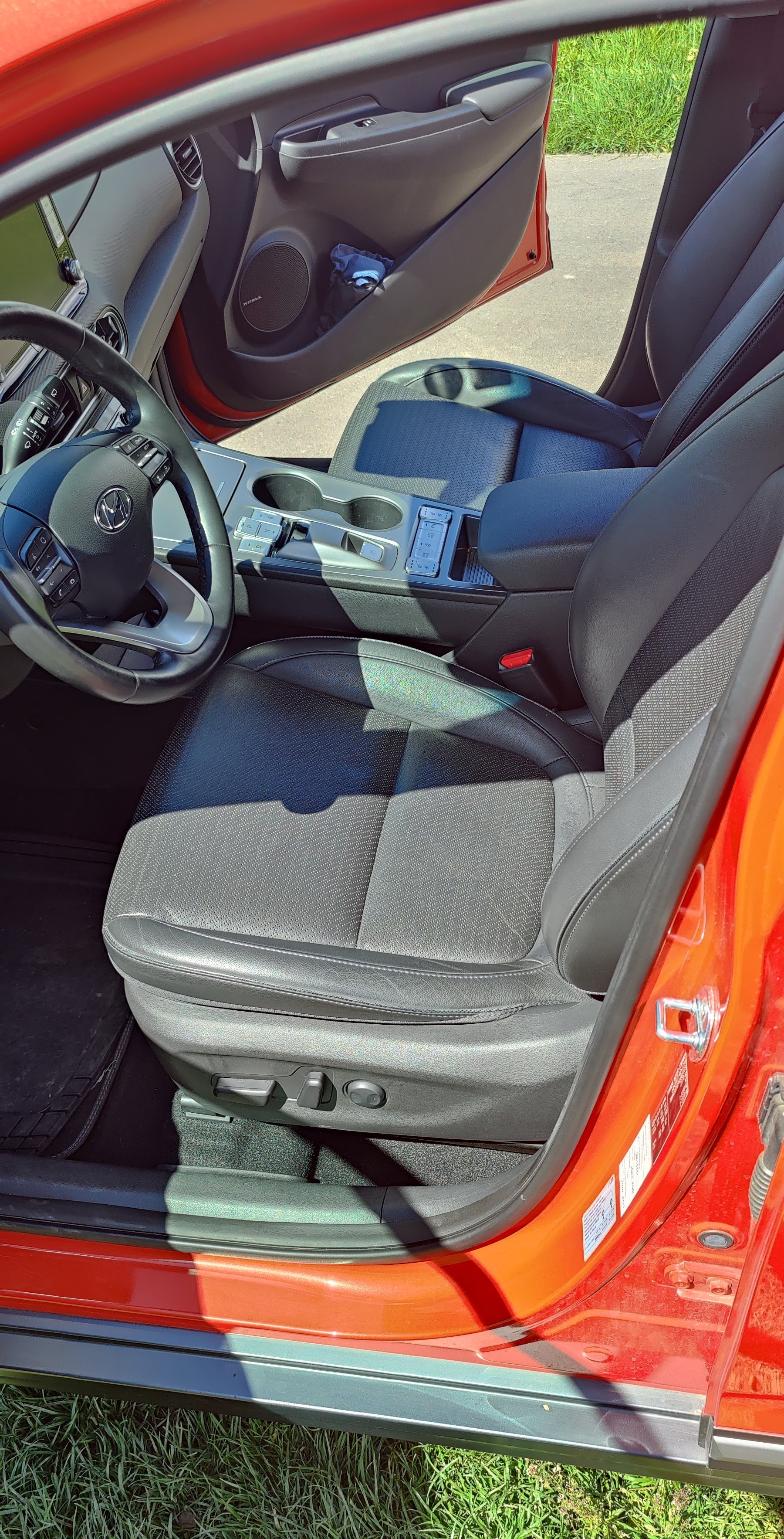 HYUNDAI 64 kWh Electric Vertex-image-9