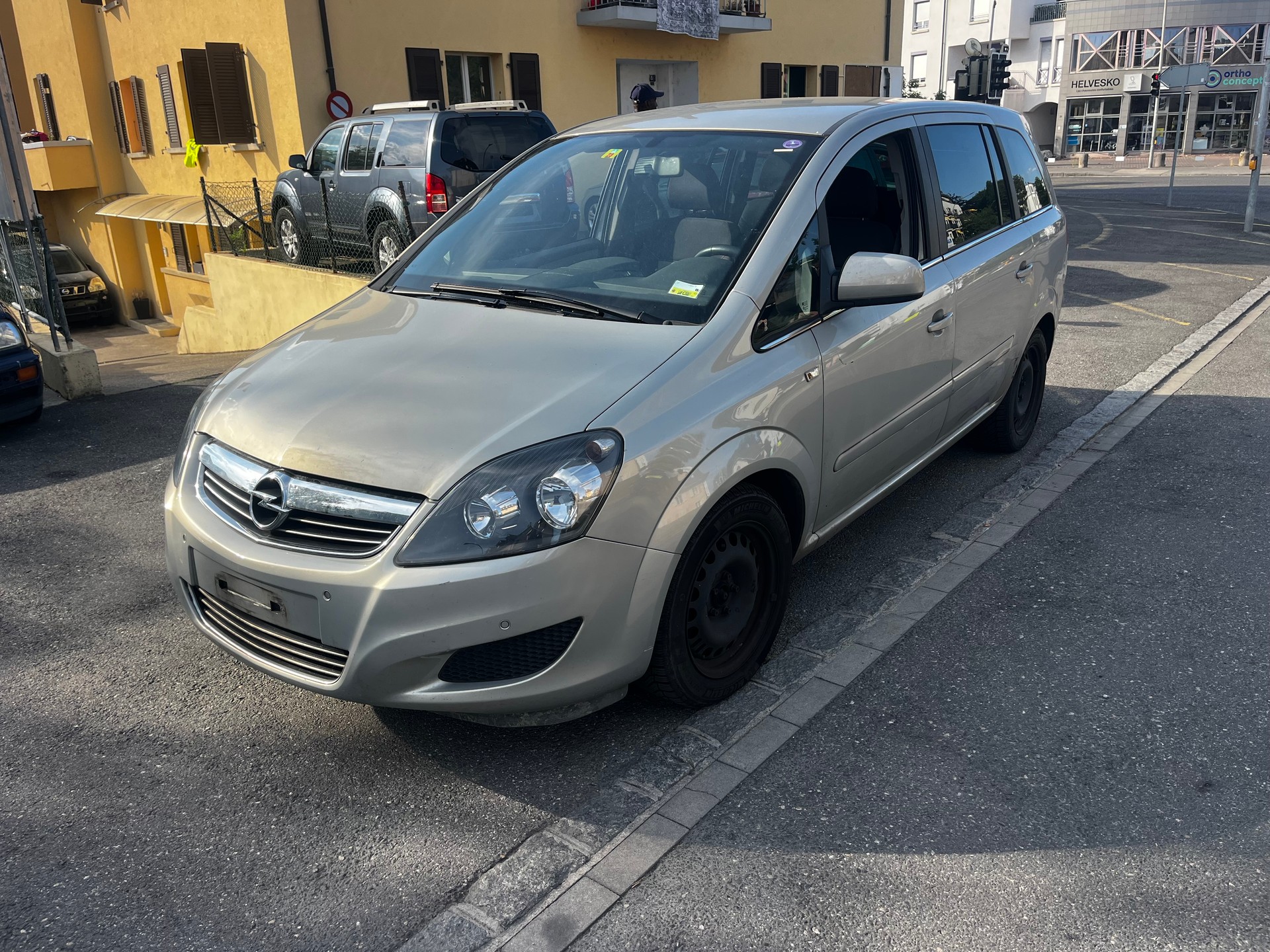 OPEL Zafira 1.8i 16V-image-7