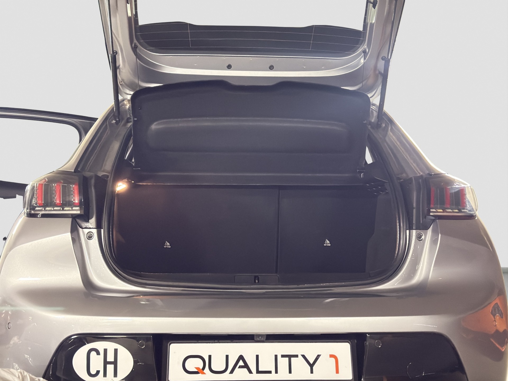 PEUGEOT 208 1.2 PureTech Allure Pack EAT8 ** Frisch ab MFK und Service **-image-11