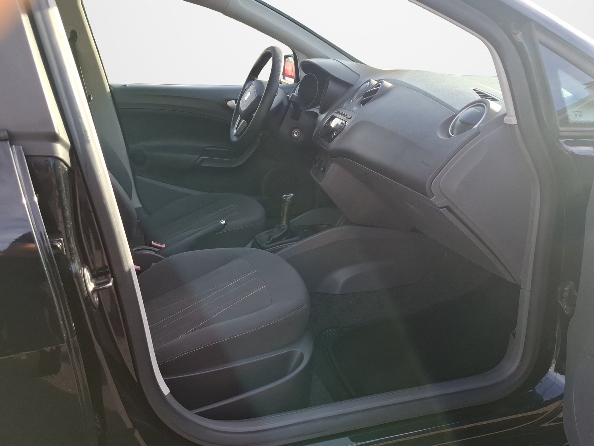 SEAT Ibiza 1.2 Reference-image-12