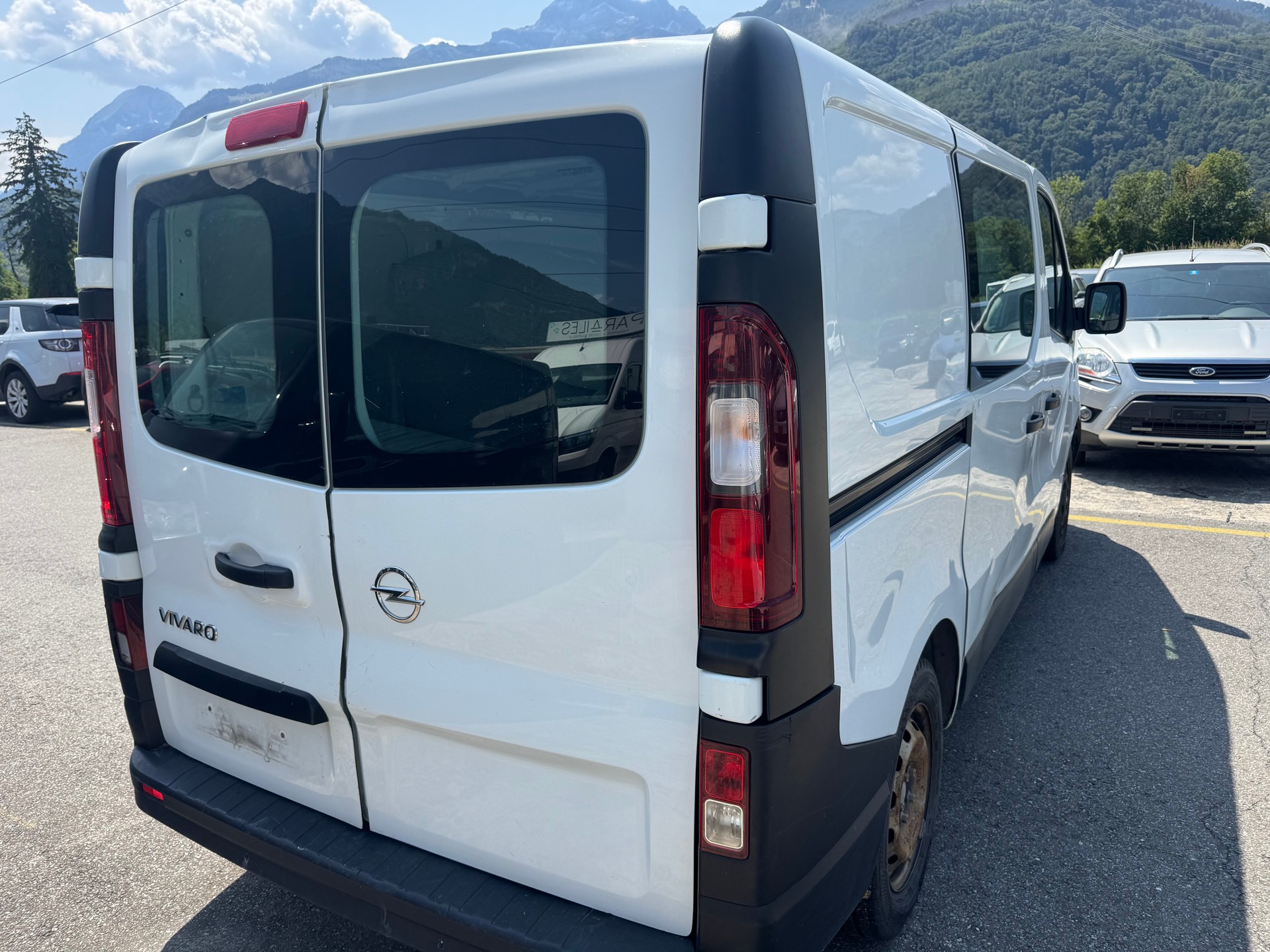 OPEL Vivaro 1.6 CDTI 2.7t L1H1-image-4