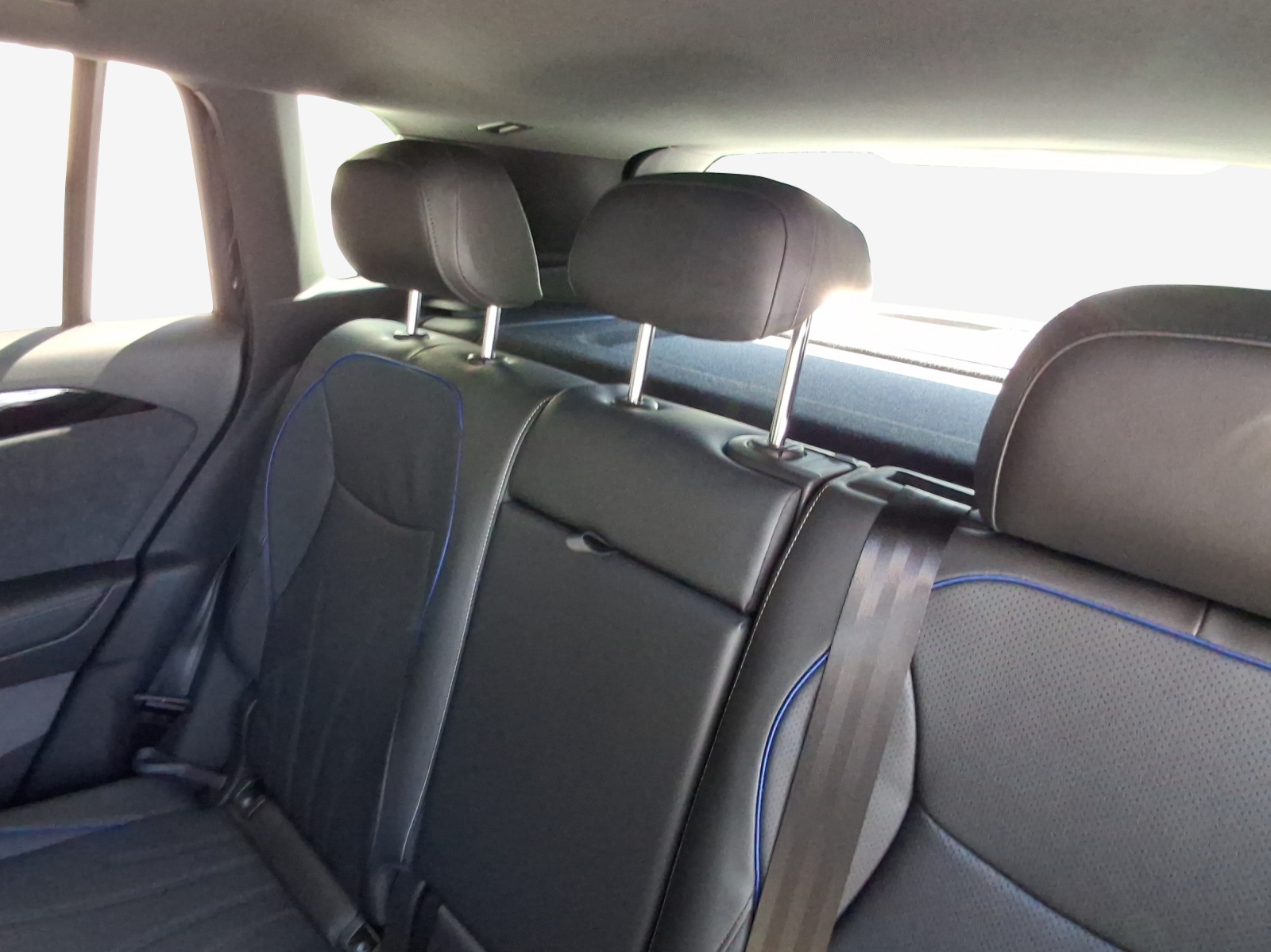 VW Tiguan 2.0 TSI DSG R-Line Plus 4Motion-image-12