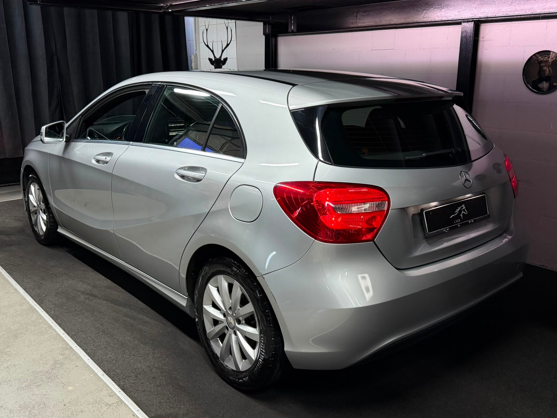 MERCEDES-BENZ A 180-image-4