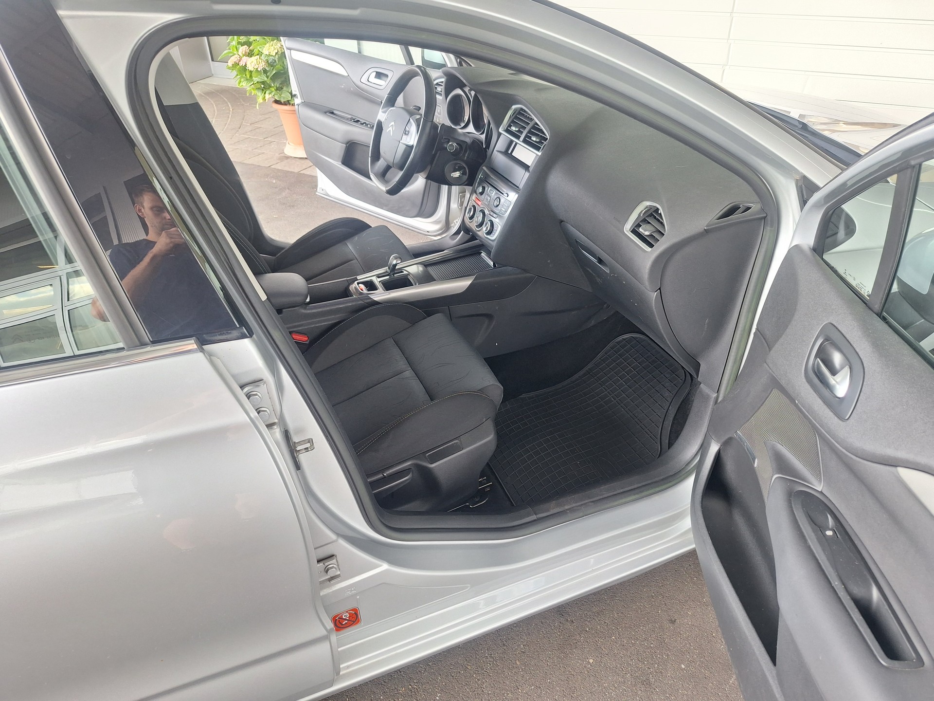 CITROEN C4 1.6 e-HDi Rossignol EGS6-image-10