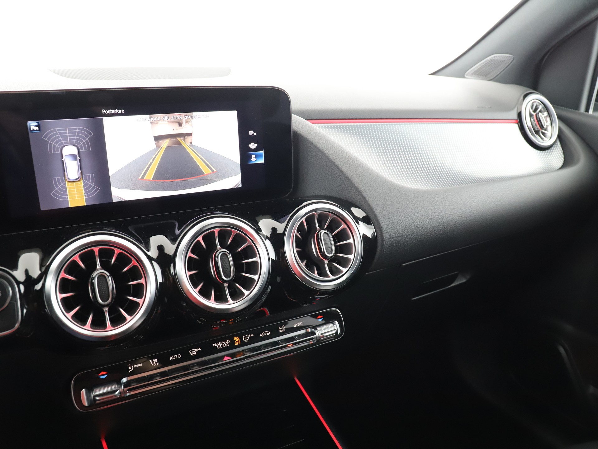 MERCEDES-BENZ B 220 d 4M Swiss Star-image-12