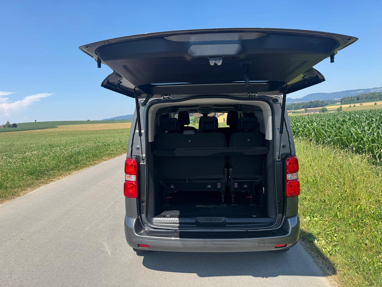 PEUGEOT Traveller 2.0 BlueHDi Business Standard EAT8 9 Plätzer-image-5