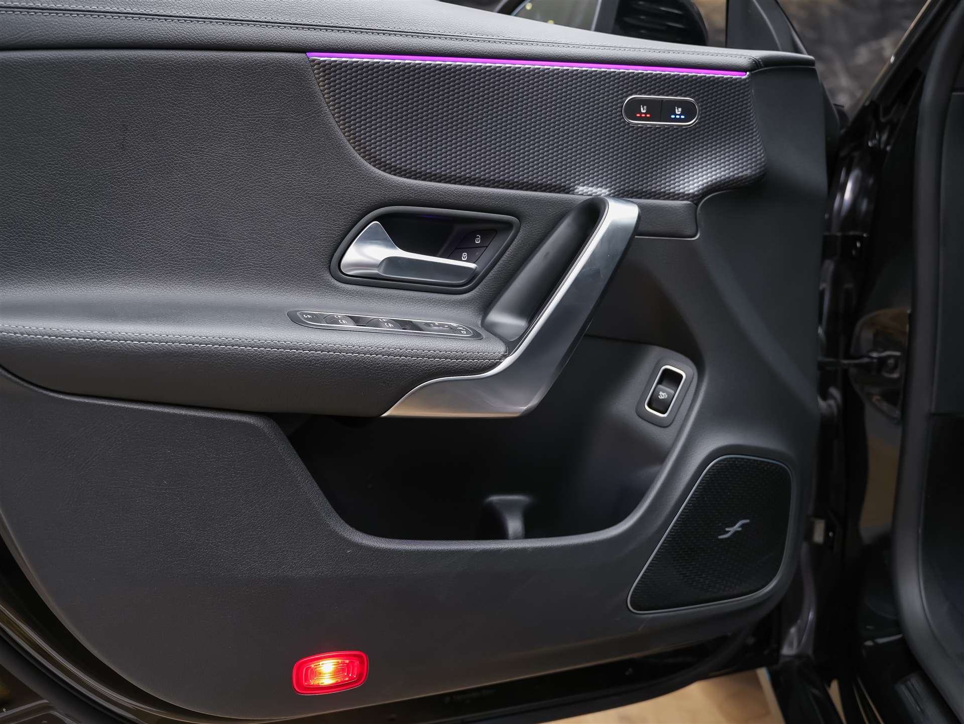 MERCEDES-BENZ CLA 250 Progressive 7G-DCT *Massage*Sitzlüftung*Panorama*Head-Up*AMG Felgen*-image-23