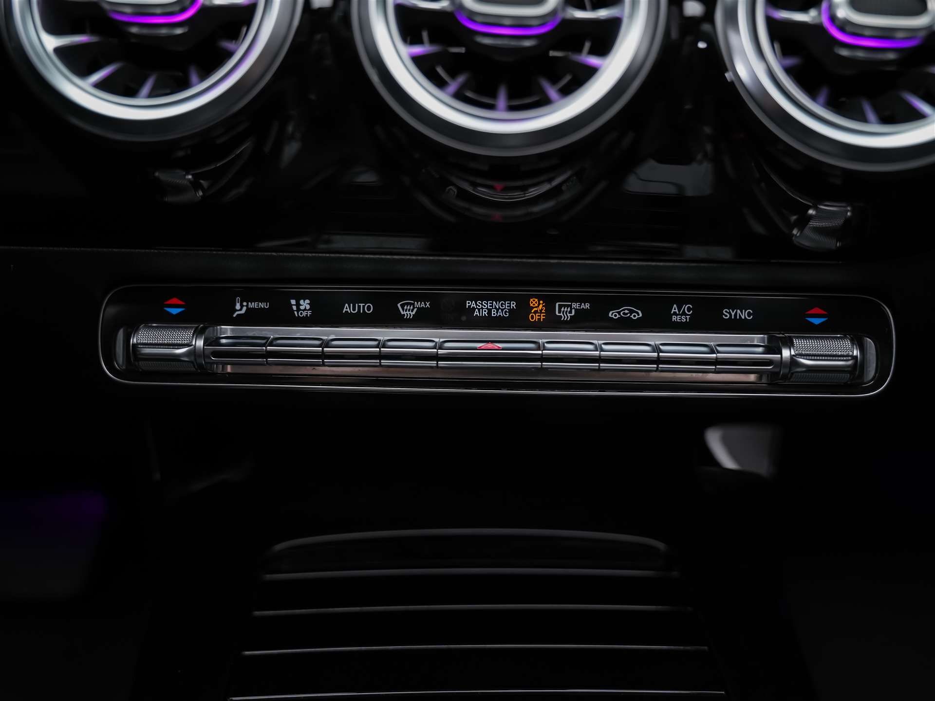 MERCEDES-BENZ CLA 250 Progressive 7G-DCT *Massage*Sitzlüftung*Panorama*Head-Up*AMG Felgen*-image-22