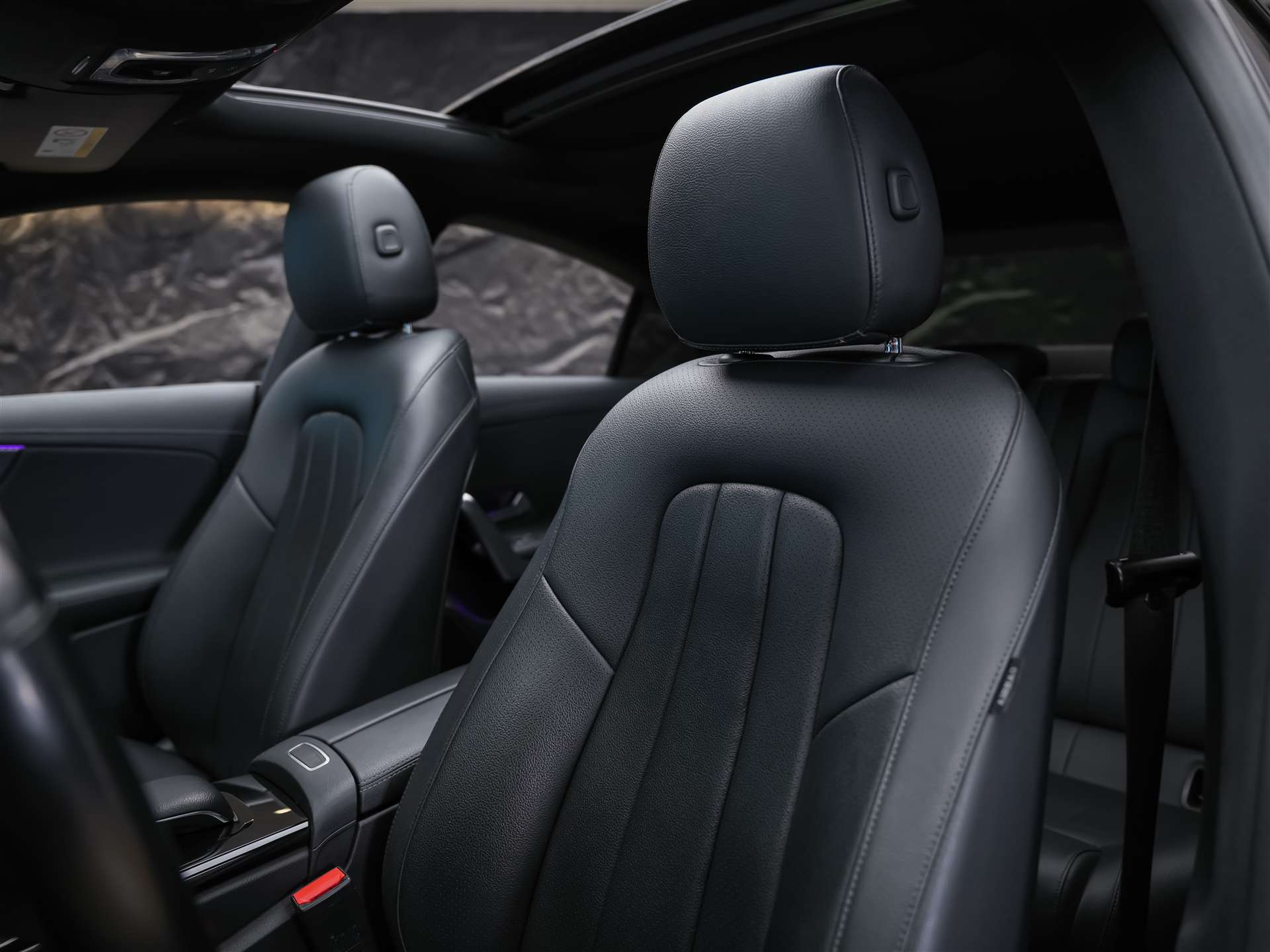 MERCEDES-BENZ CLA 250 Progressive 7G-DCT *Massage*Sitzlüftung*Panorama*Head-Up*AMG Felgen*-image-9