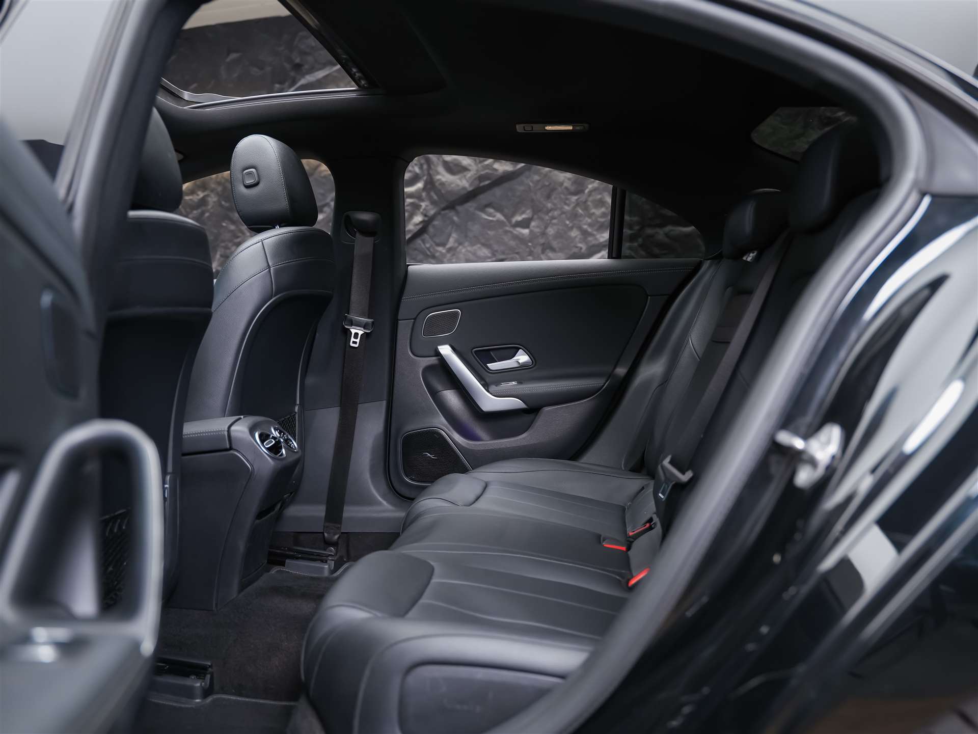 MERCEDES-BENZ CLA 250 Progressive 7G-DCT *Massage*Sitzlüftung*Panorama*Head-Up*AMG Felgen*-image-12