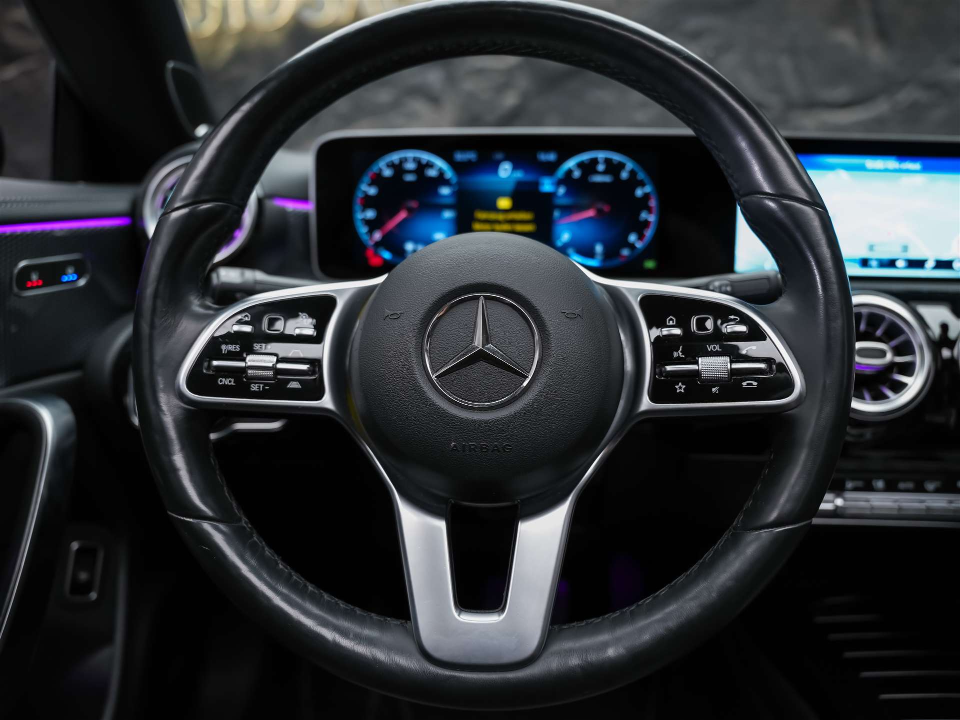 MERCEDES-BENZ CLA 250 Progressive 7G-DCT *Massage*Sitzlüftung*Panorama*Head-Up*AMG Felgen*-image-27