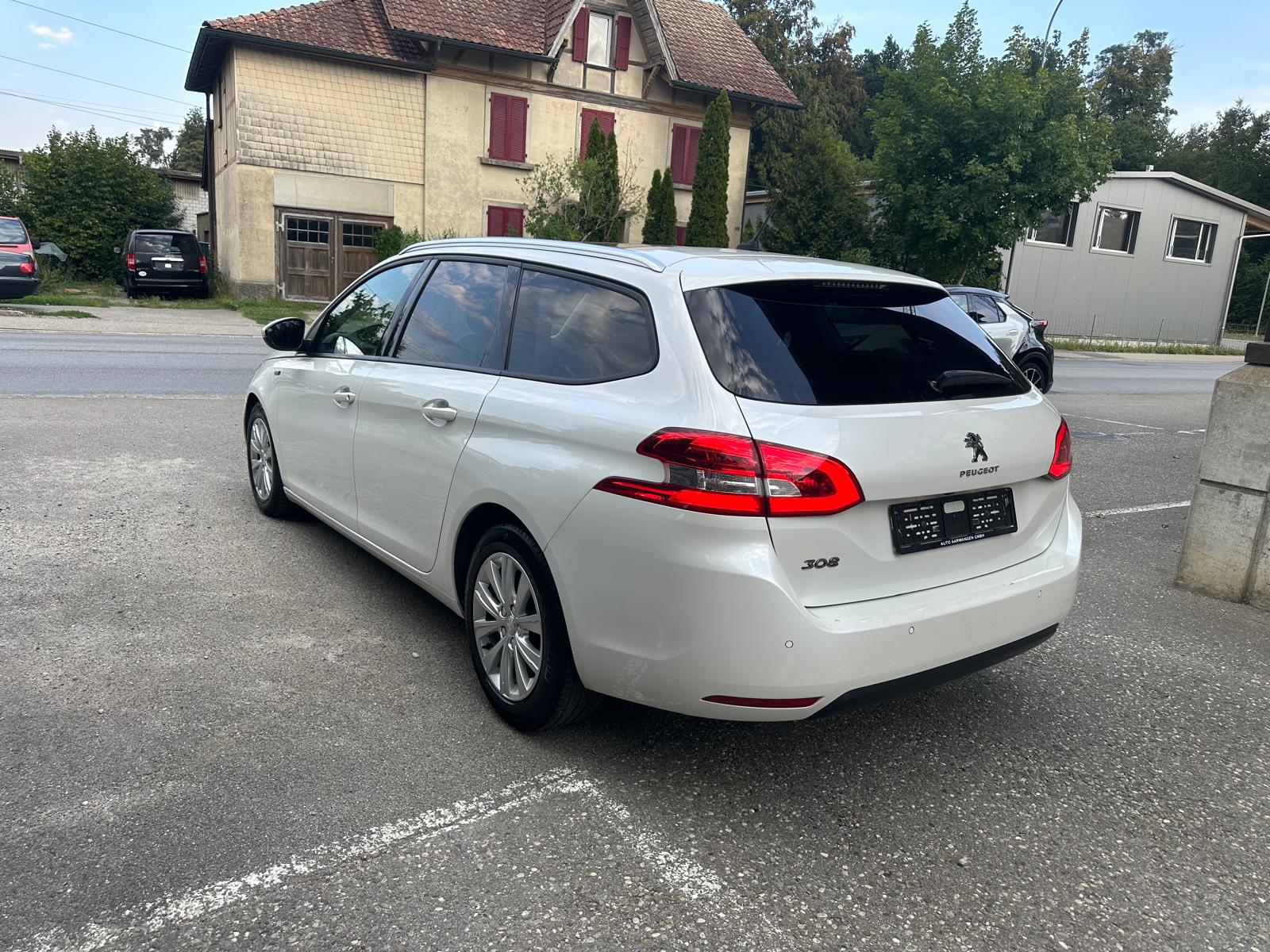 PEUGEOT 308 SW 1.2 THP Allure Automatic-image-3