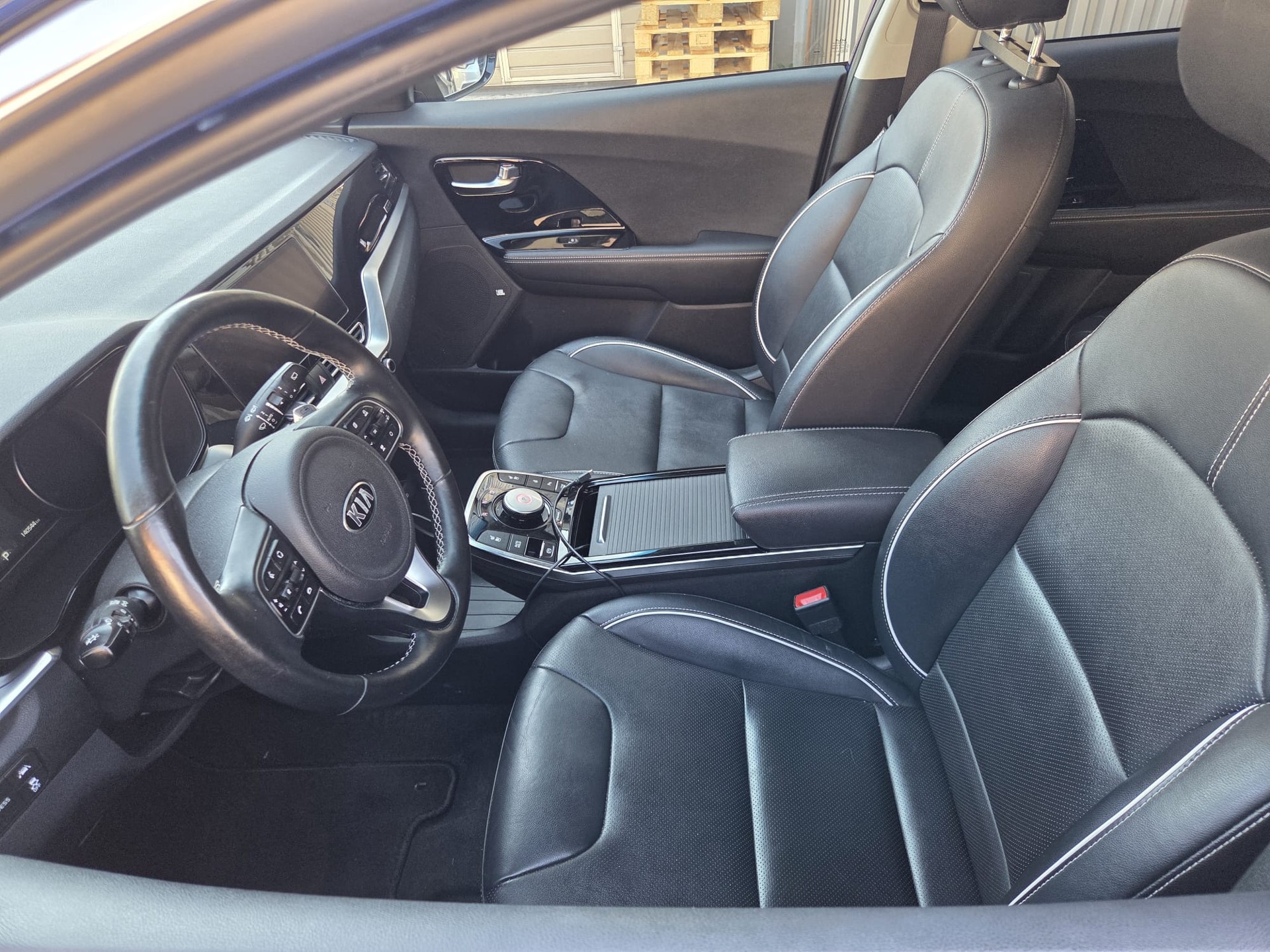 KIA Style-image-2