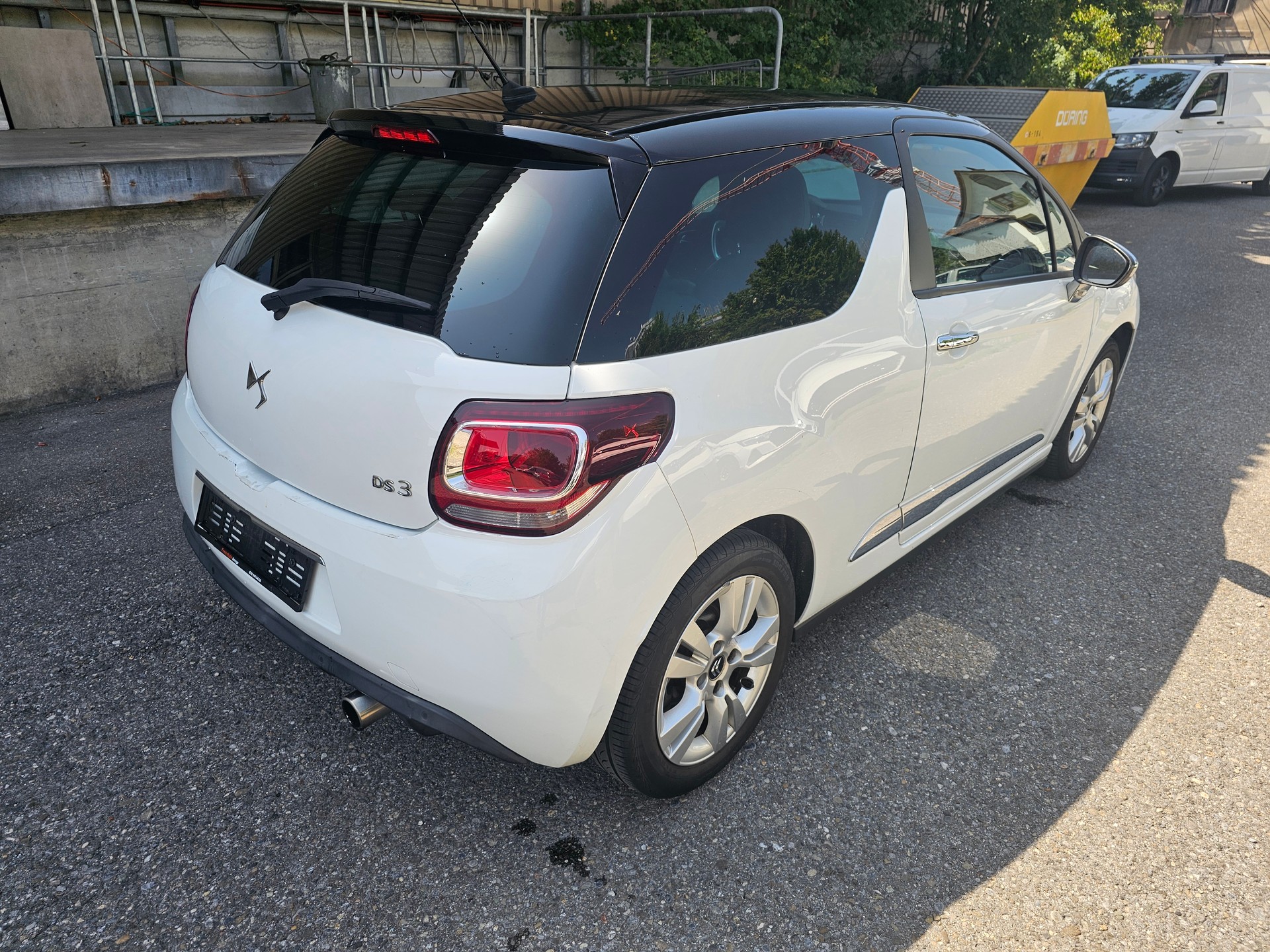 DS AUTOMOBILES DS 3 1.2 PureTech SO Chic EAT-image-5
