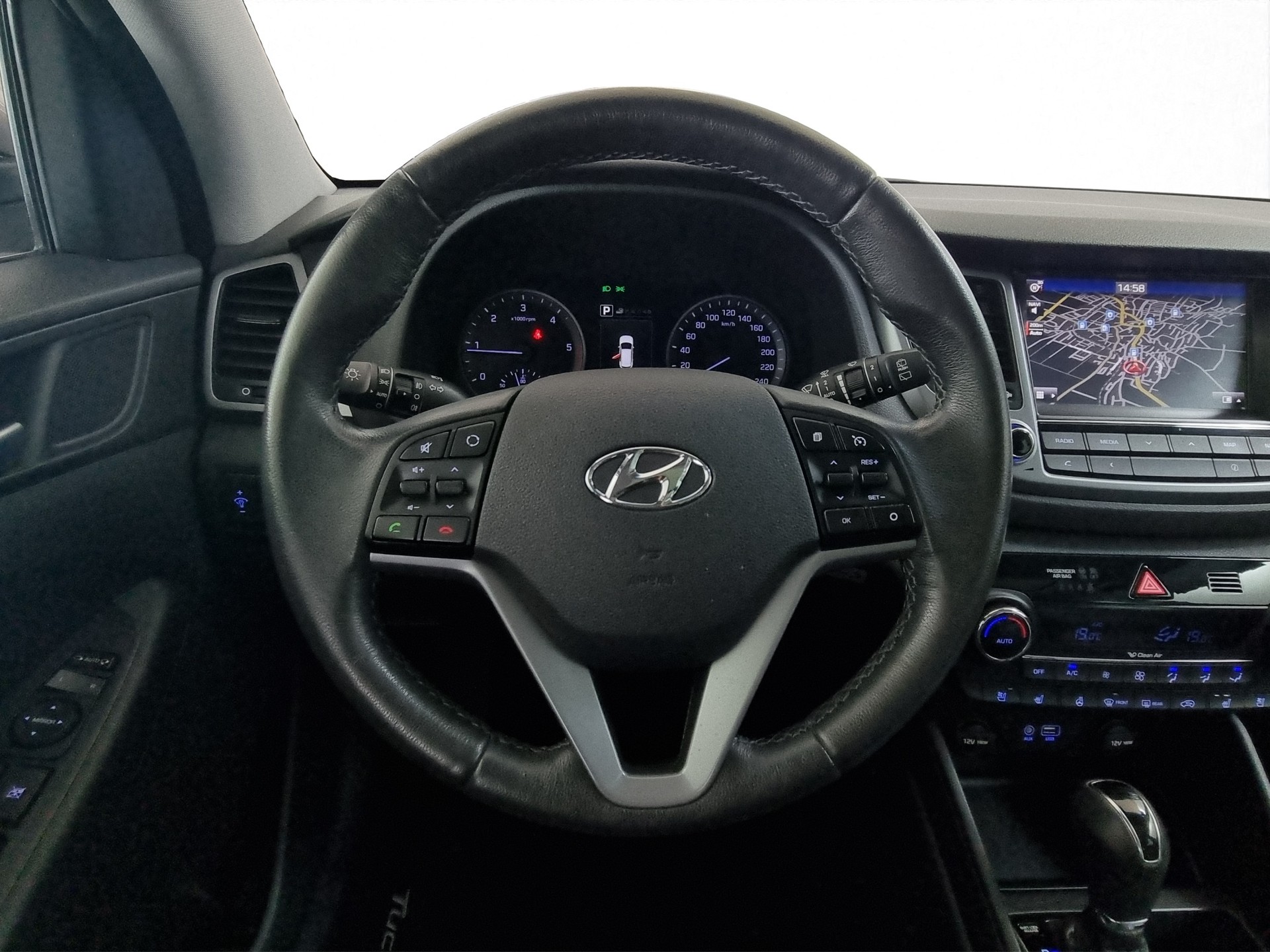 HYUNDAI Tucson 2.0 CRDI Vertex4WD-image-8