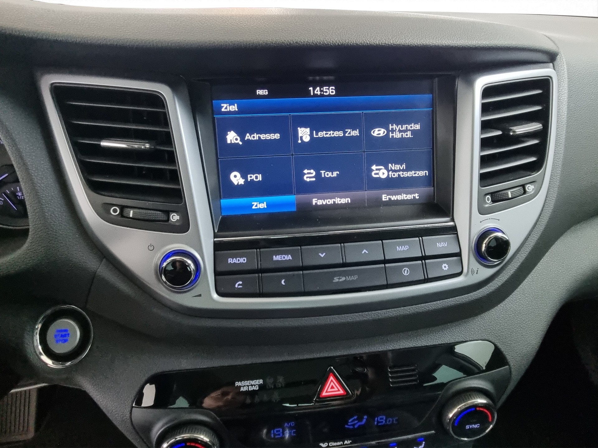 HYUNDAI Tucson 2.0 CRDI Vertex4WD-image-13